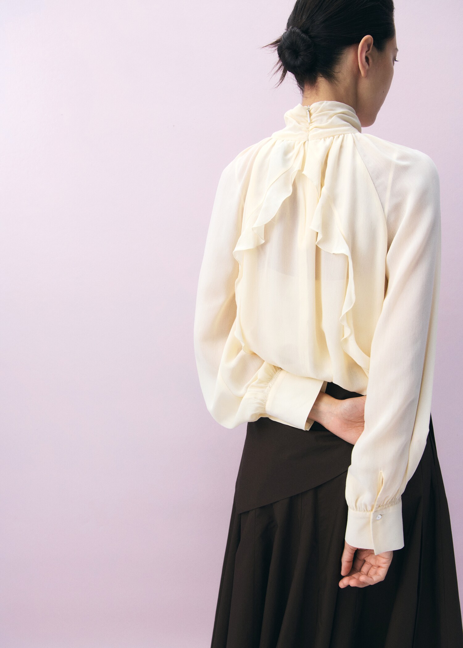 Blouse col montant volant - Verso de l’article