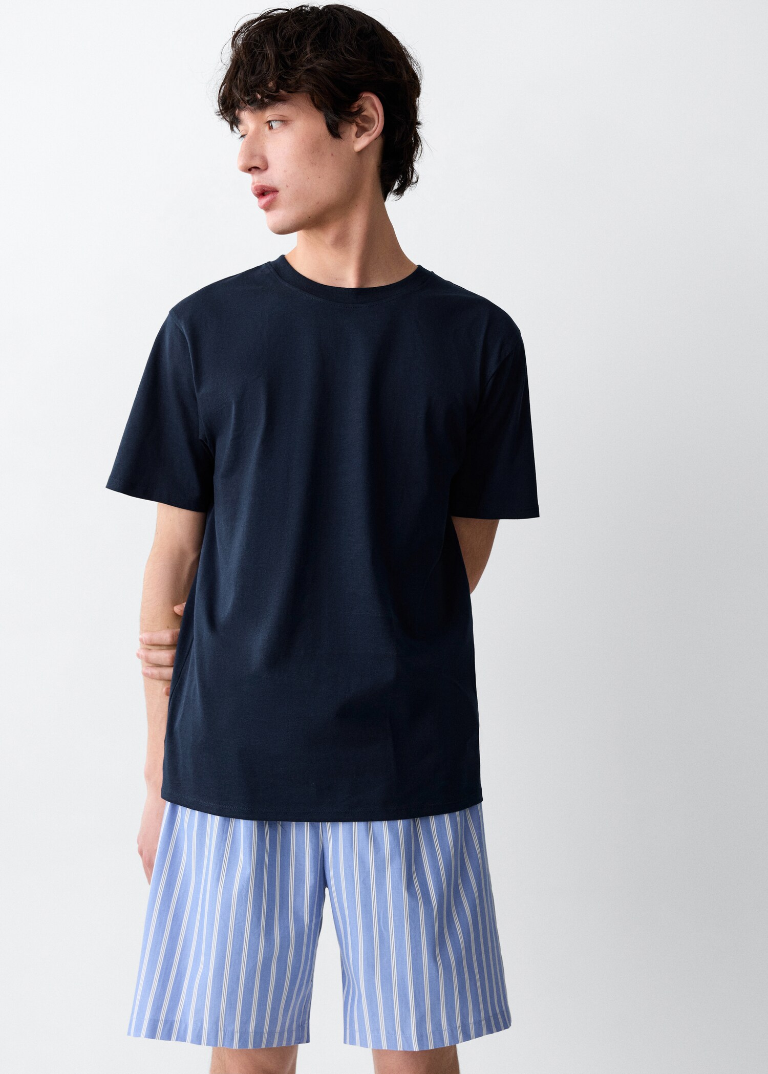 Striped short pyjamas - Medium plane