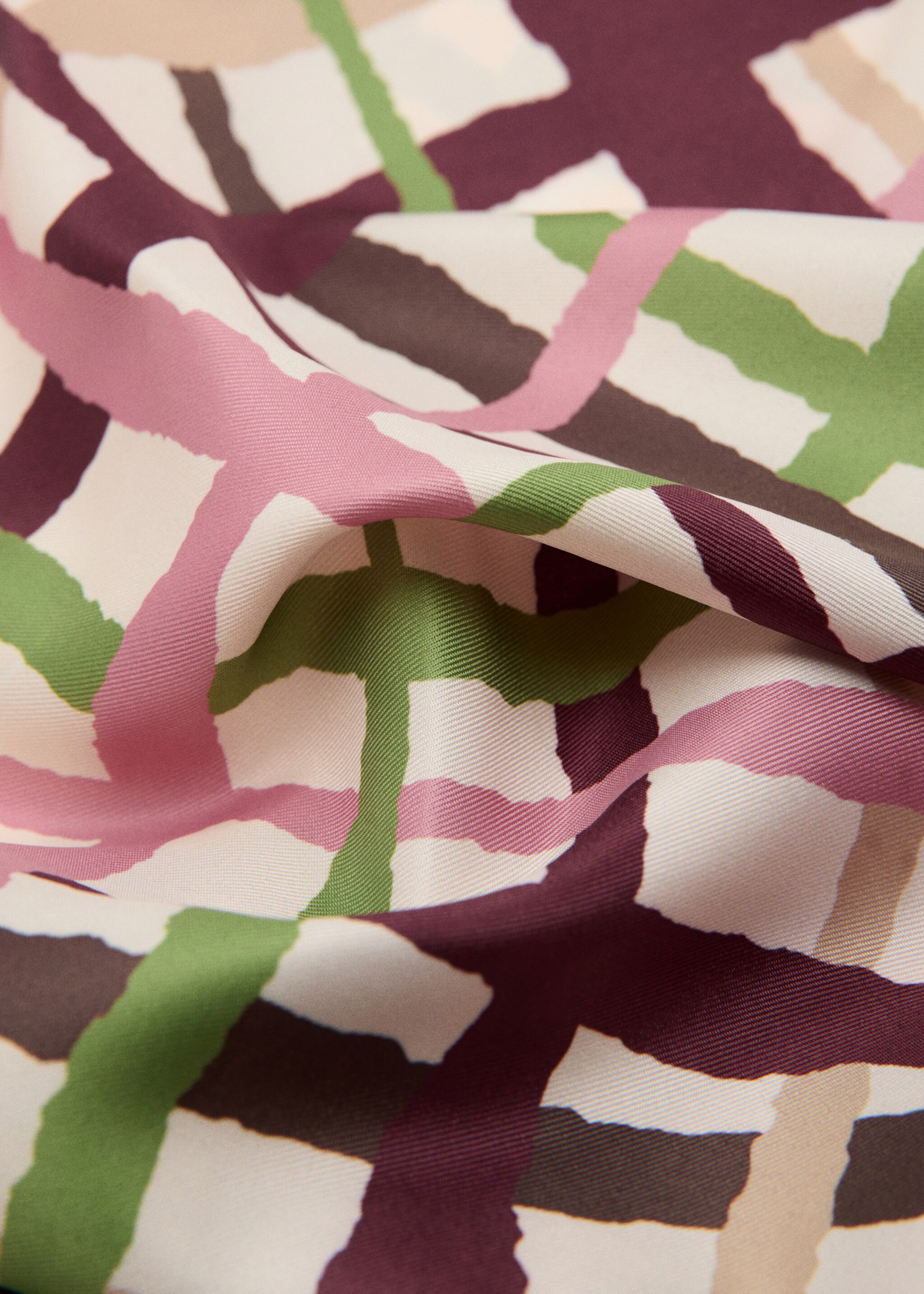 Geometric printed foulard - Medium plane, Maroon. Ref: 27075946-00.