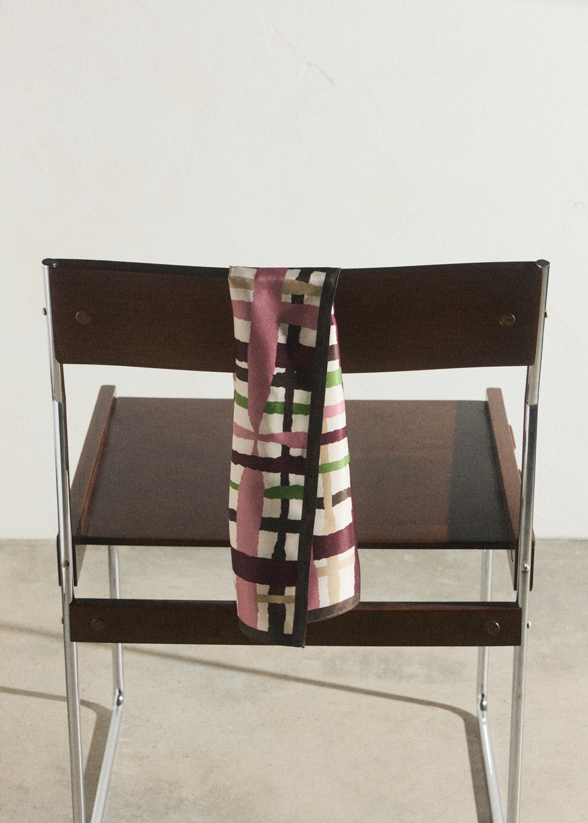 Платок с геометрическим принтом - Деталь изделия 6, Гранатовый. Ref: 27075946-00.