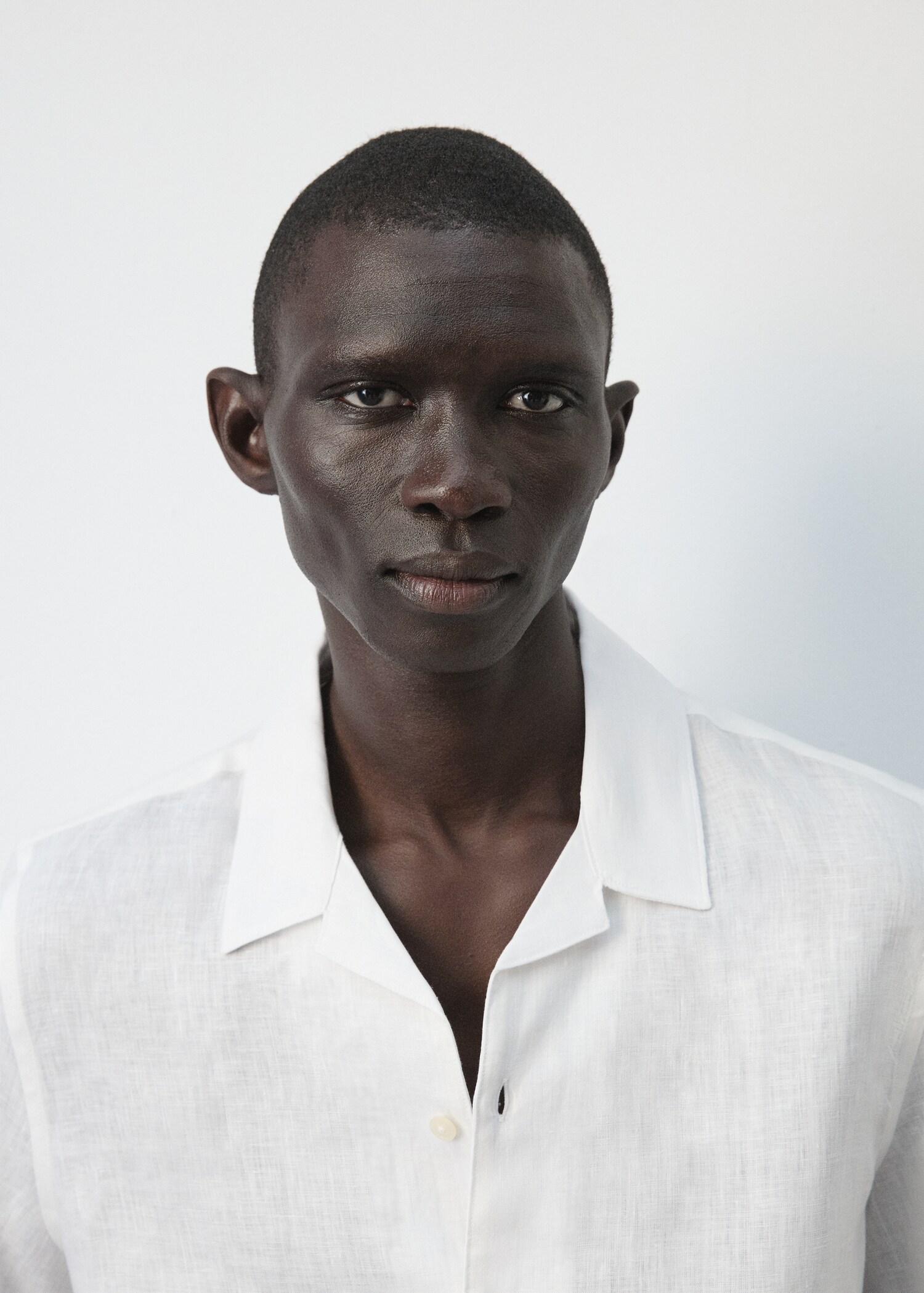 قميص بياقة بولينج بنسبة 100% من الكتان - تفاصيل المنتج 6