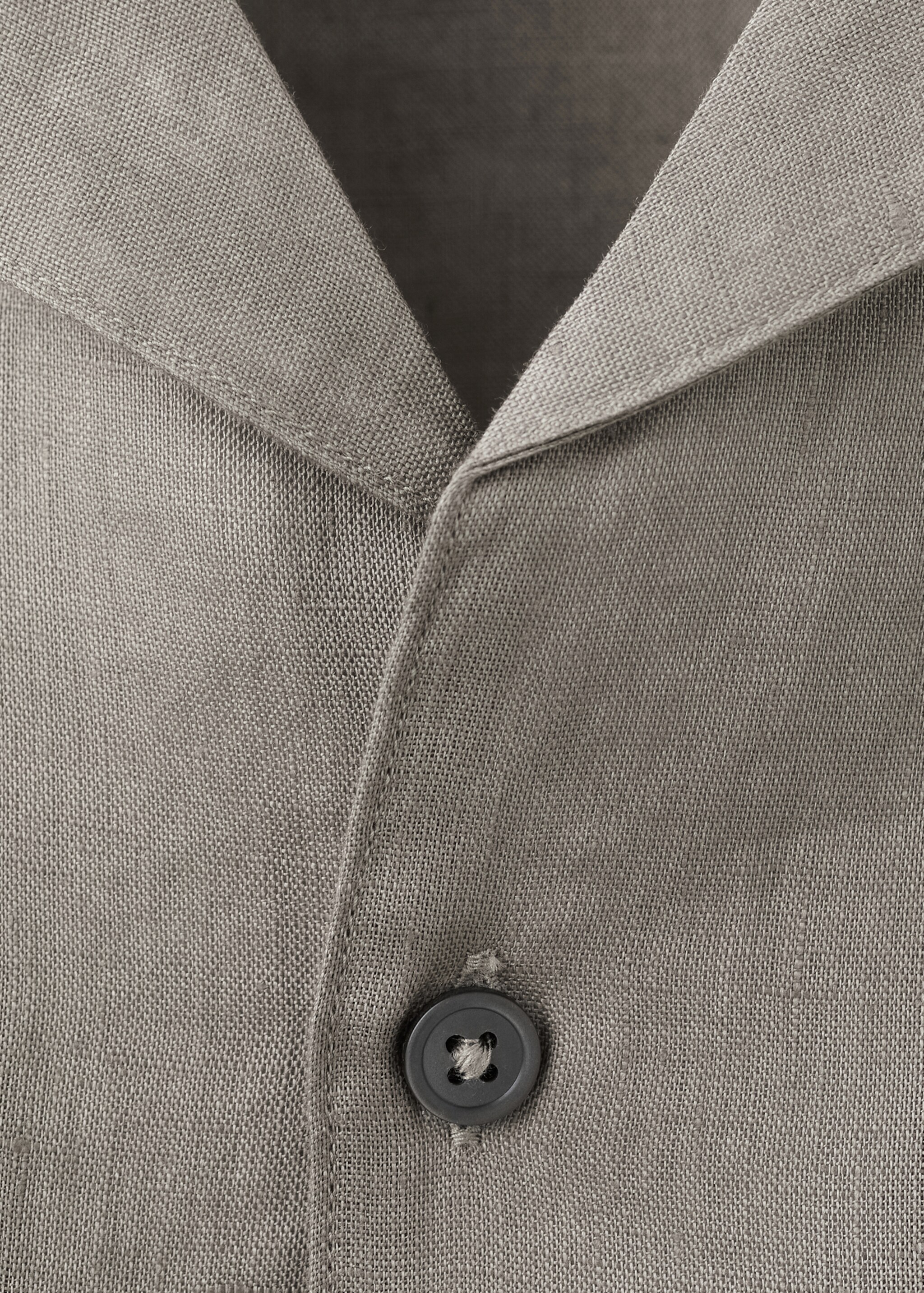 100% linen bowling-collar shirt - Details of the article 8, Medium Brown. Ref: 27075948-00.