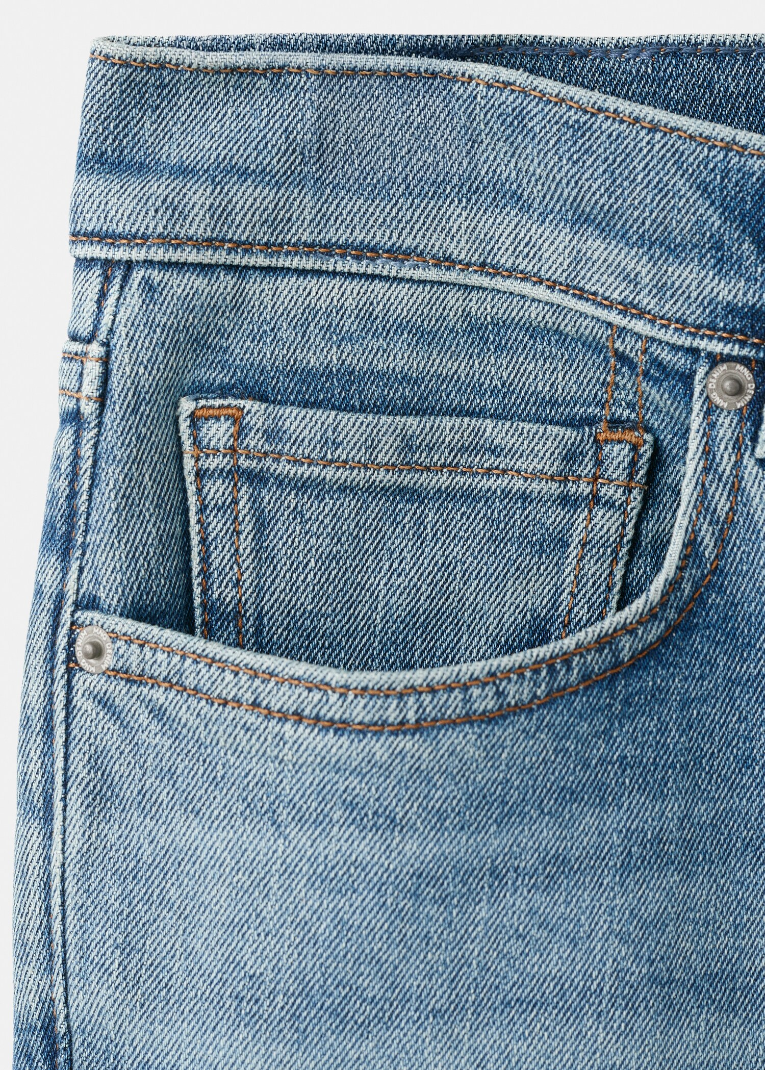 Bermuda en jean slim fit - Détail de l'article 0