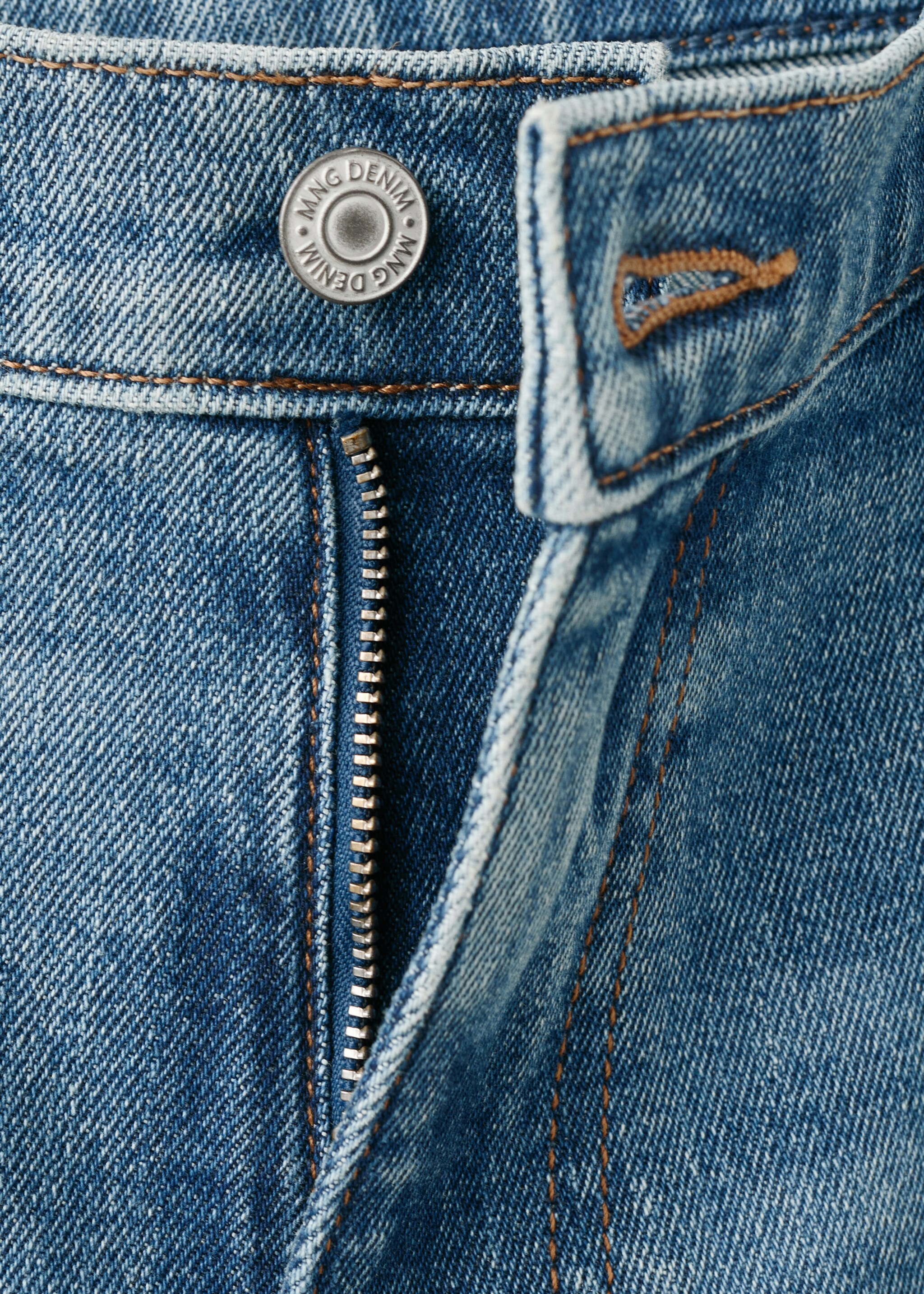 Bermuda en jean slim fit - Détail de l'article 8, Bleu moyen. Ref: 27075958-00.