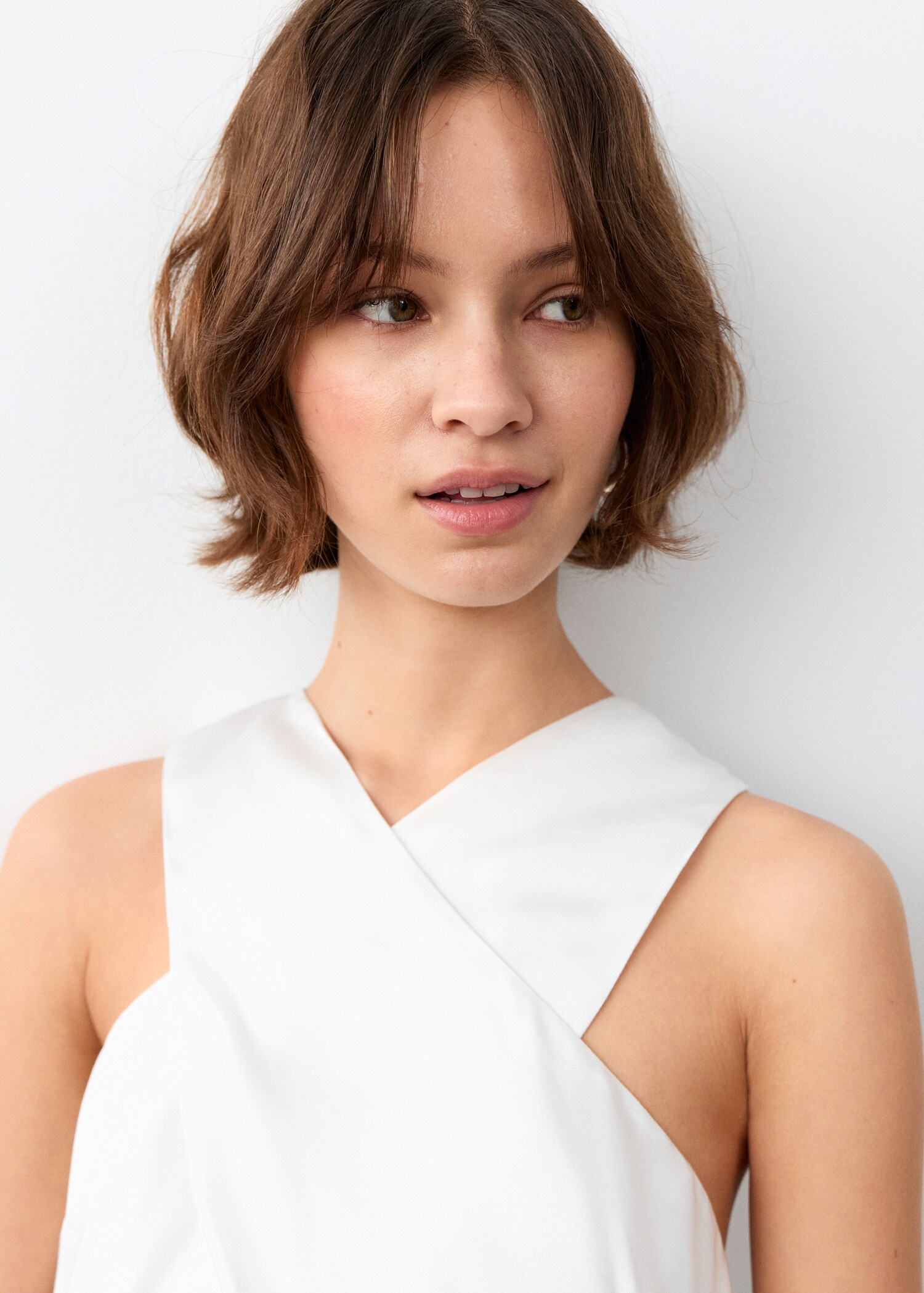 Fluid crossover top - Details of the article 1