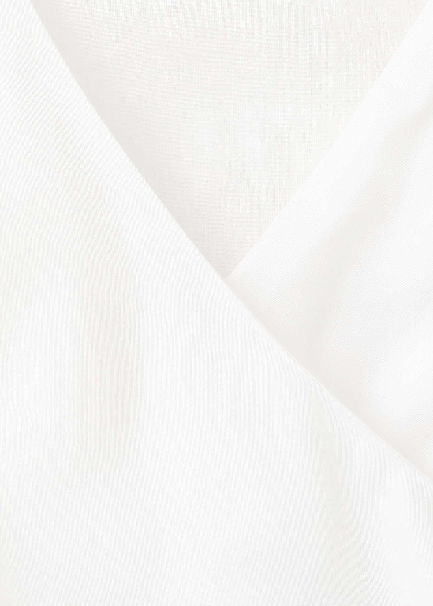 Fluid crossover top - Details of the article 8