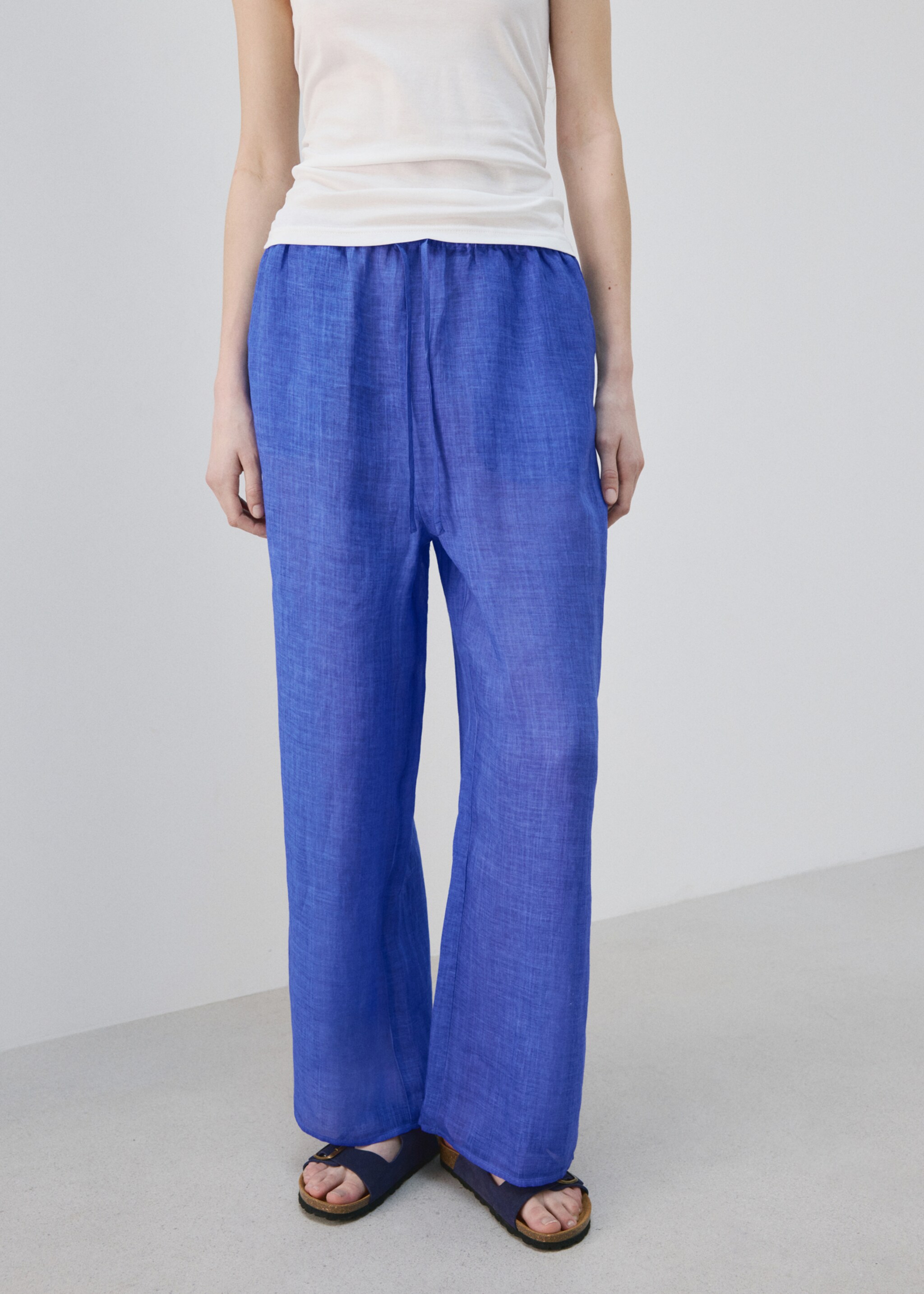 100% ramie trousers with an overdyed effect - Medium plane, Blue. Ref: 27075972-00.