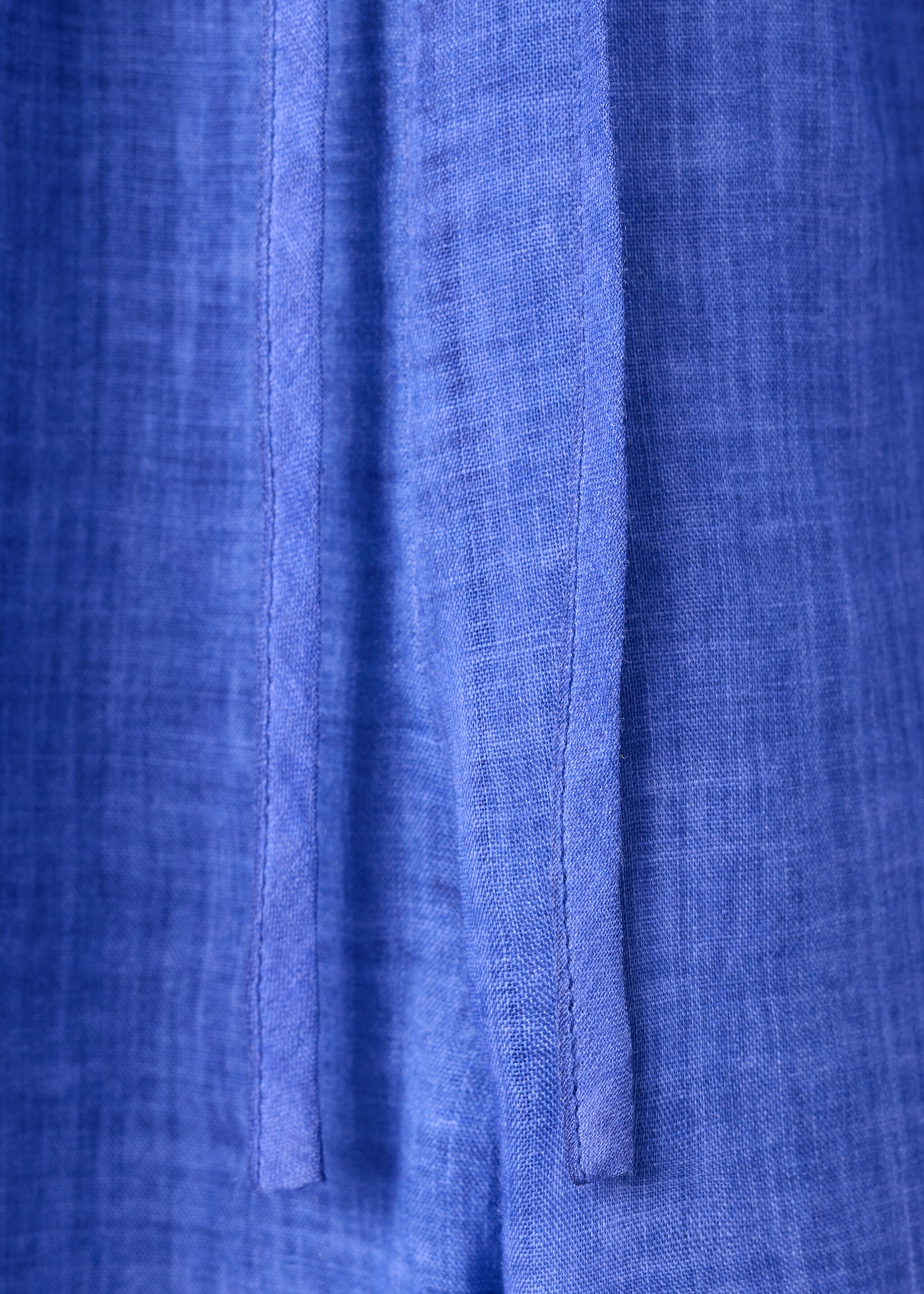 100% ramie trousers with an overdyed effect - Details of the article 0, Blue. Ref: 27075972-00.