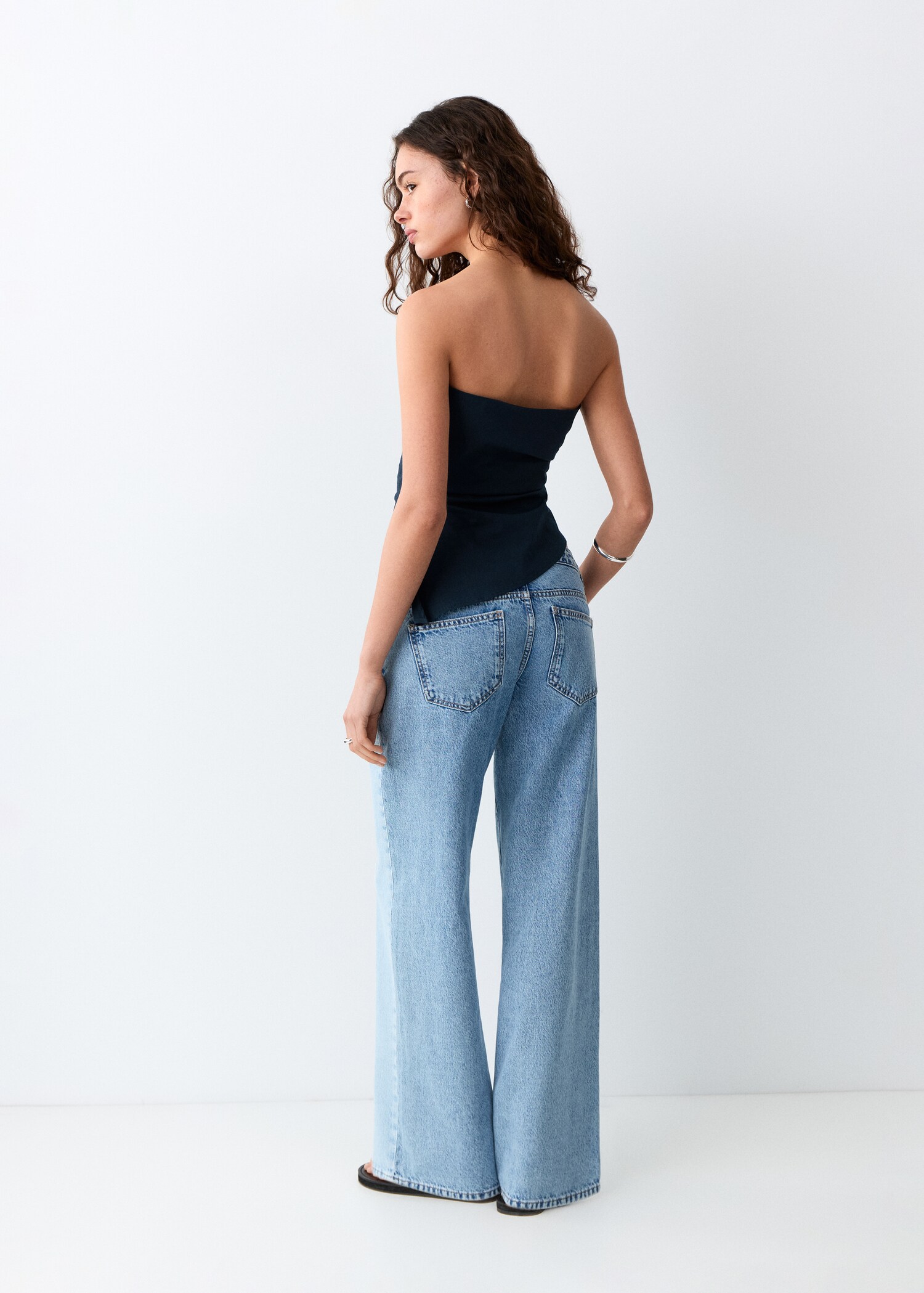 Asymmetric bandeau top - Reverse of the article