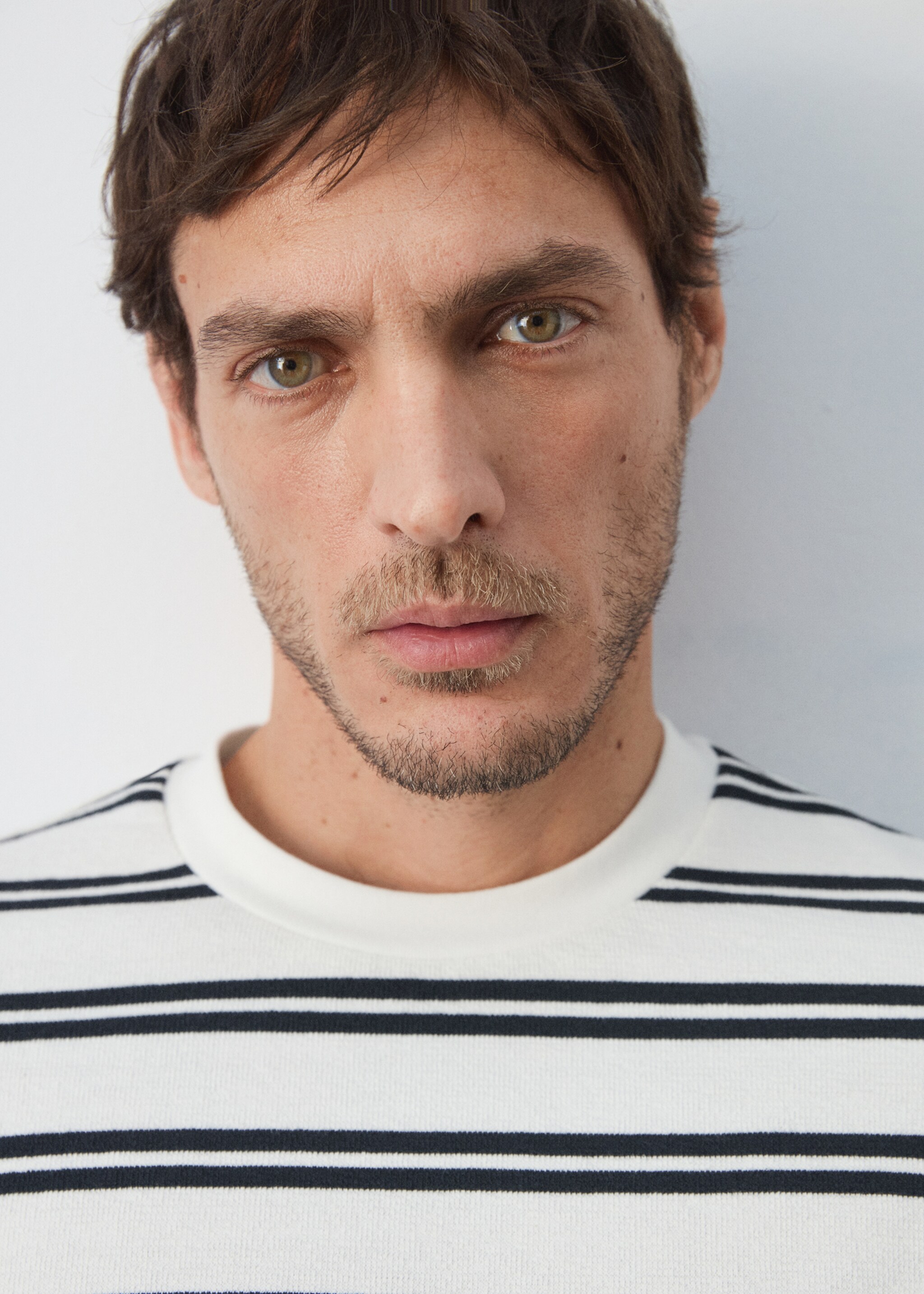 Regular fit striped T-shirt - Details of the article 1, White. Ref: 27075987-00.