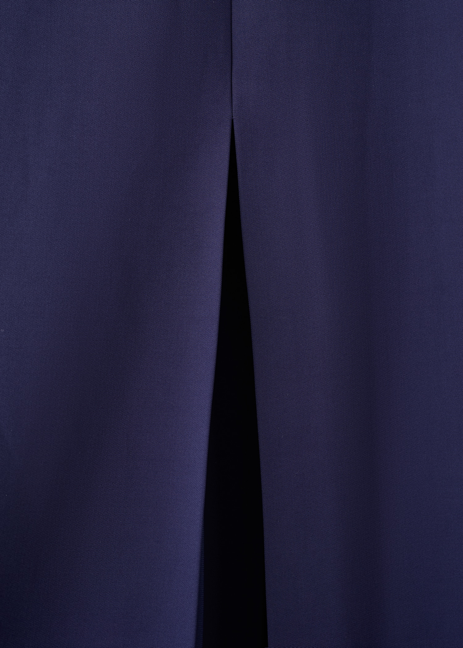 V-neckline long dress - Details of the article 0