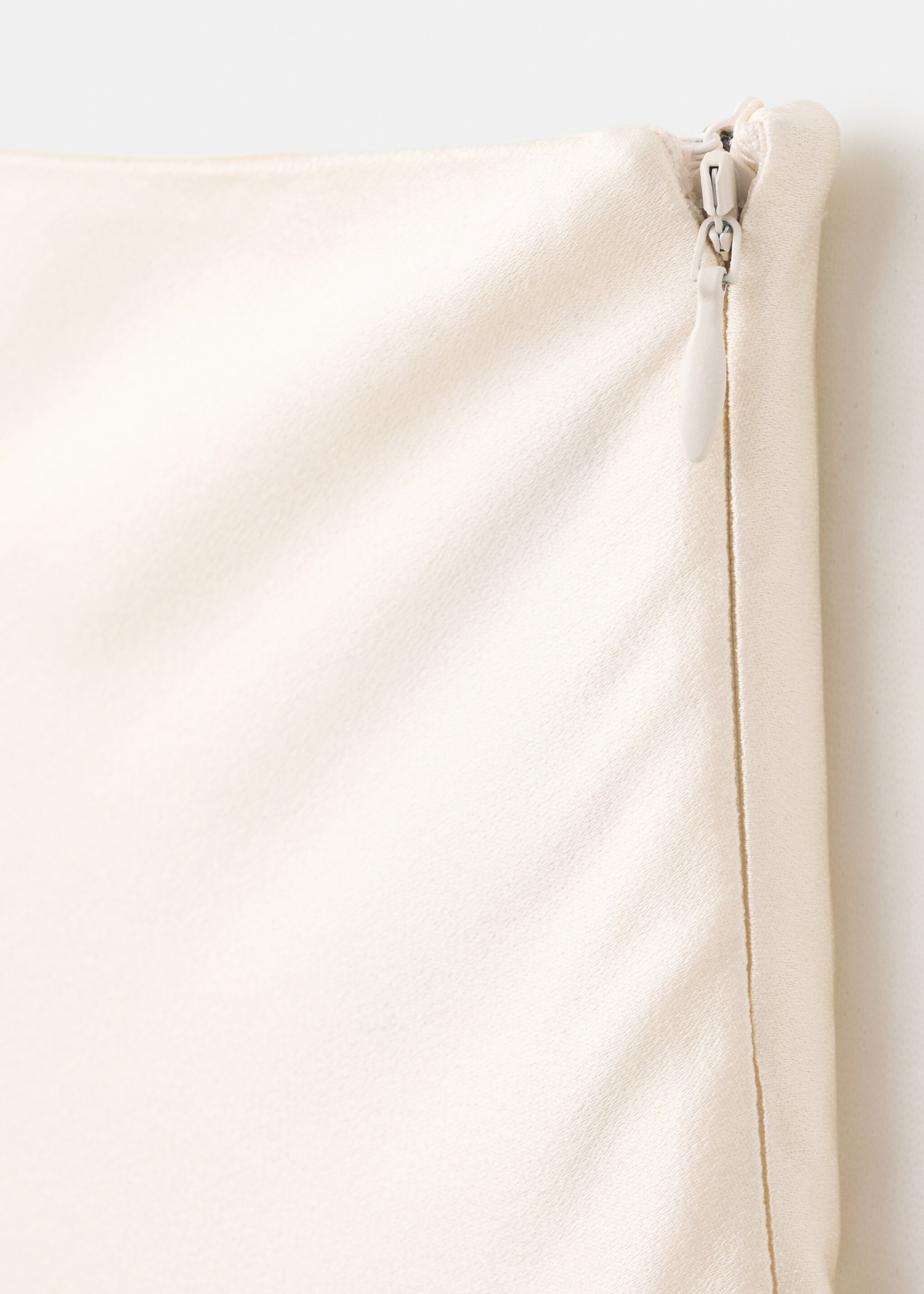 Satin maxi-skirt - Details of the article 8, Ecru. Ref: 27075993-00.