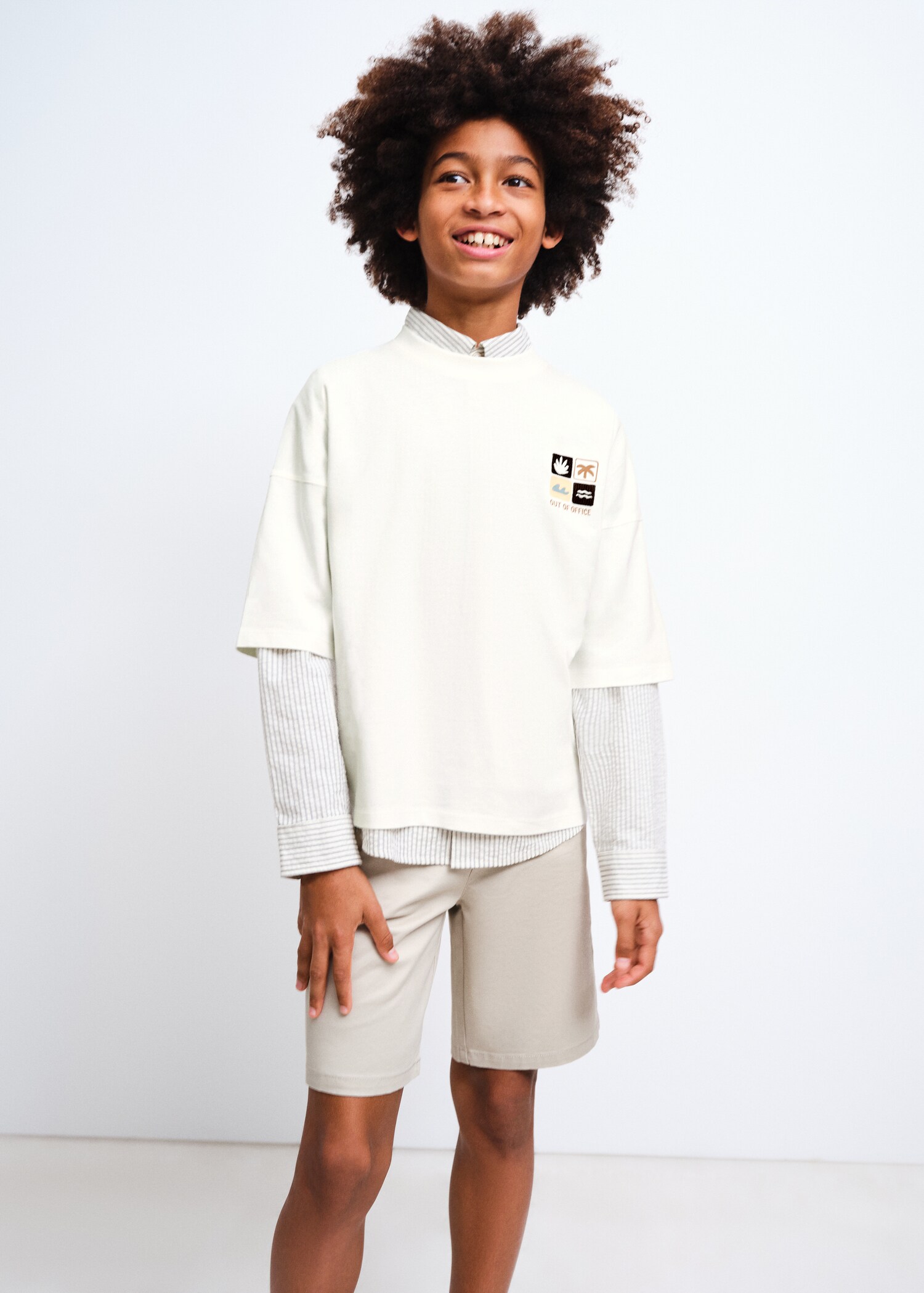 T-shirt oversize coton imprimé - Plan moyen