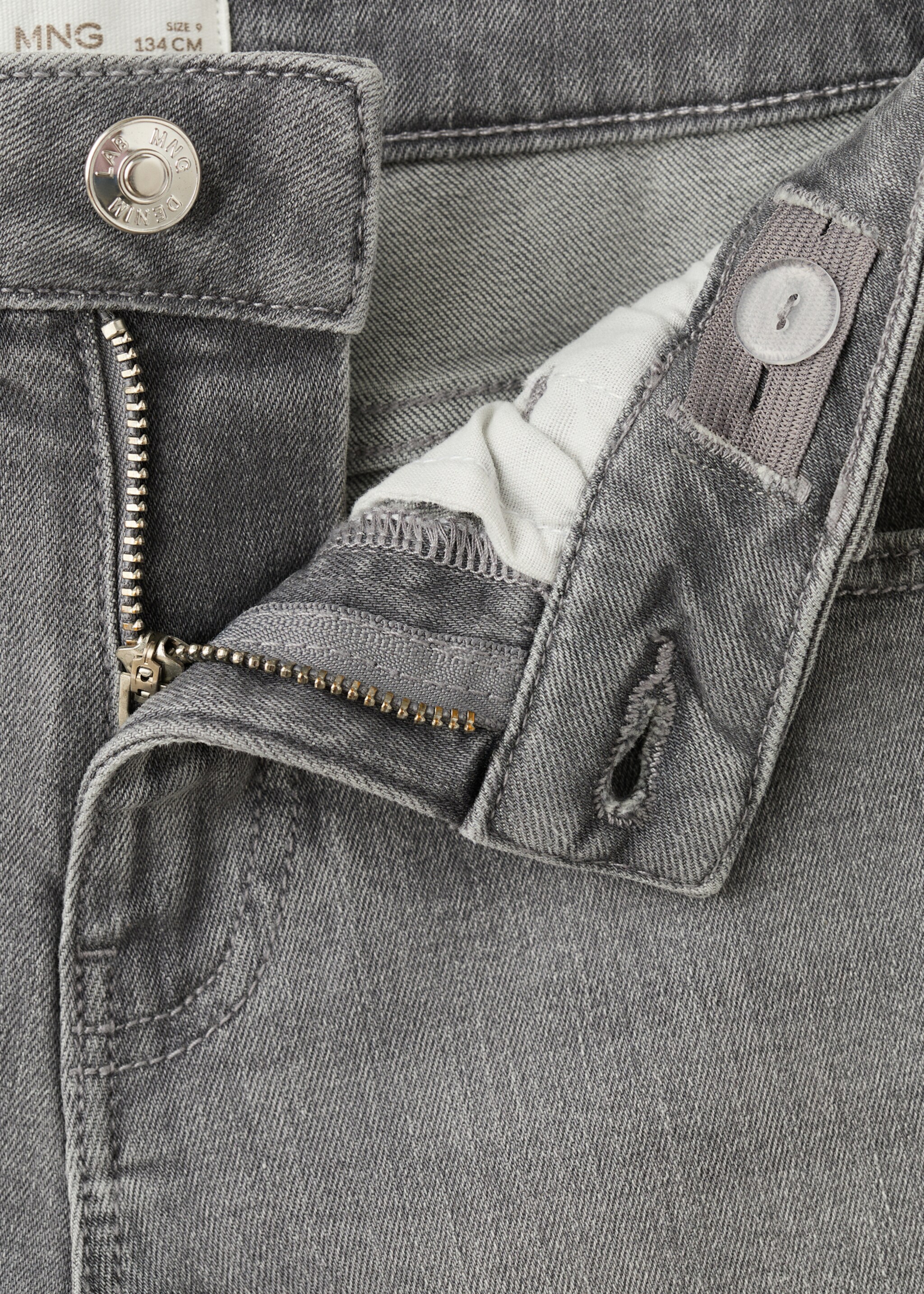 Straight-fit denim bermuda shorts - Details of the article 8, Denim Grey. Ref: 27076348-00.