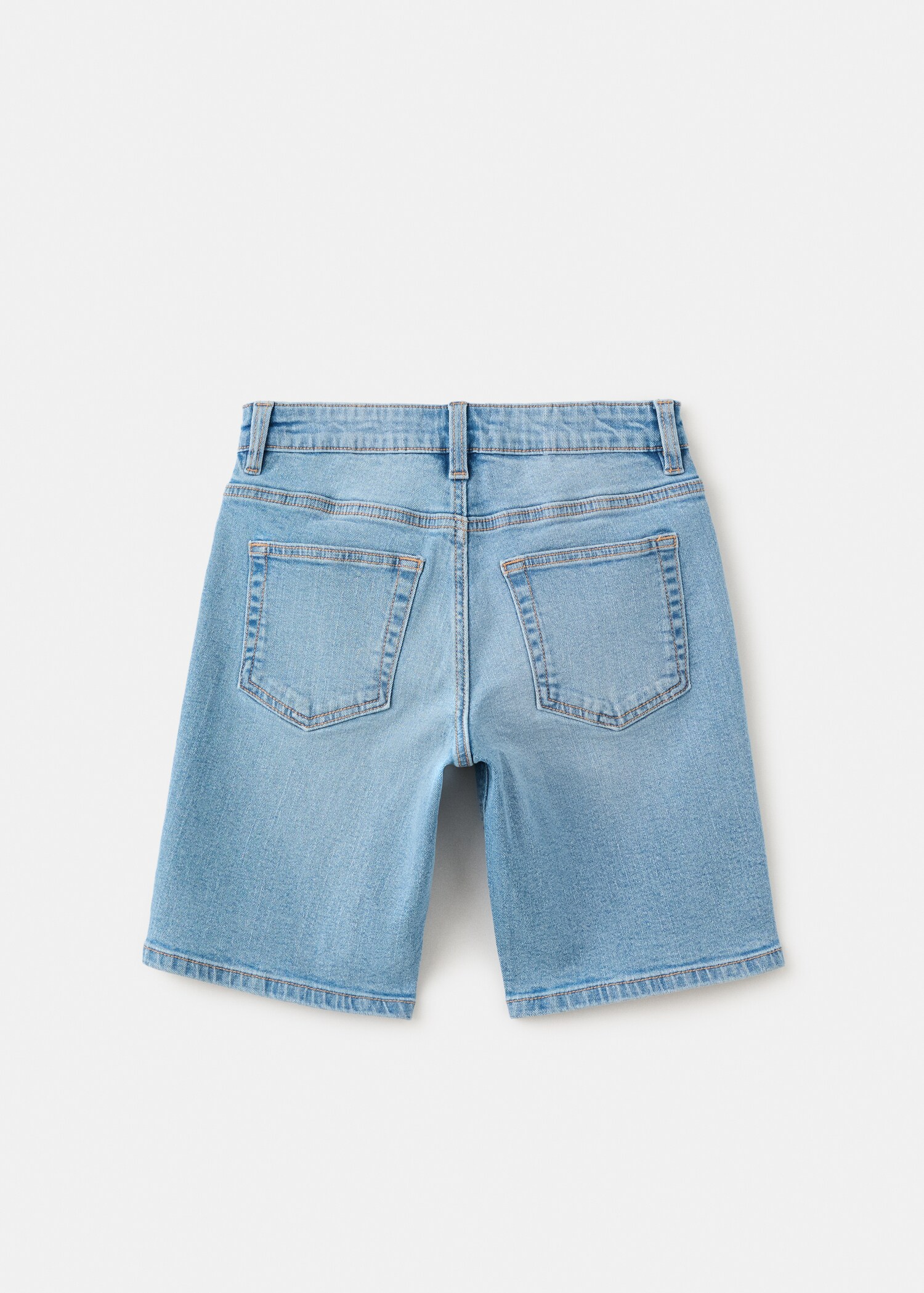 Straight-fit denim bermuda shorts - Reverse of the article