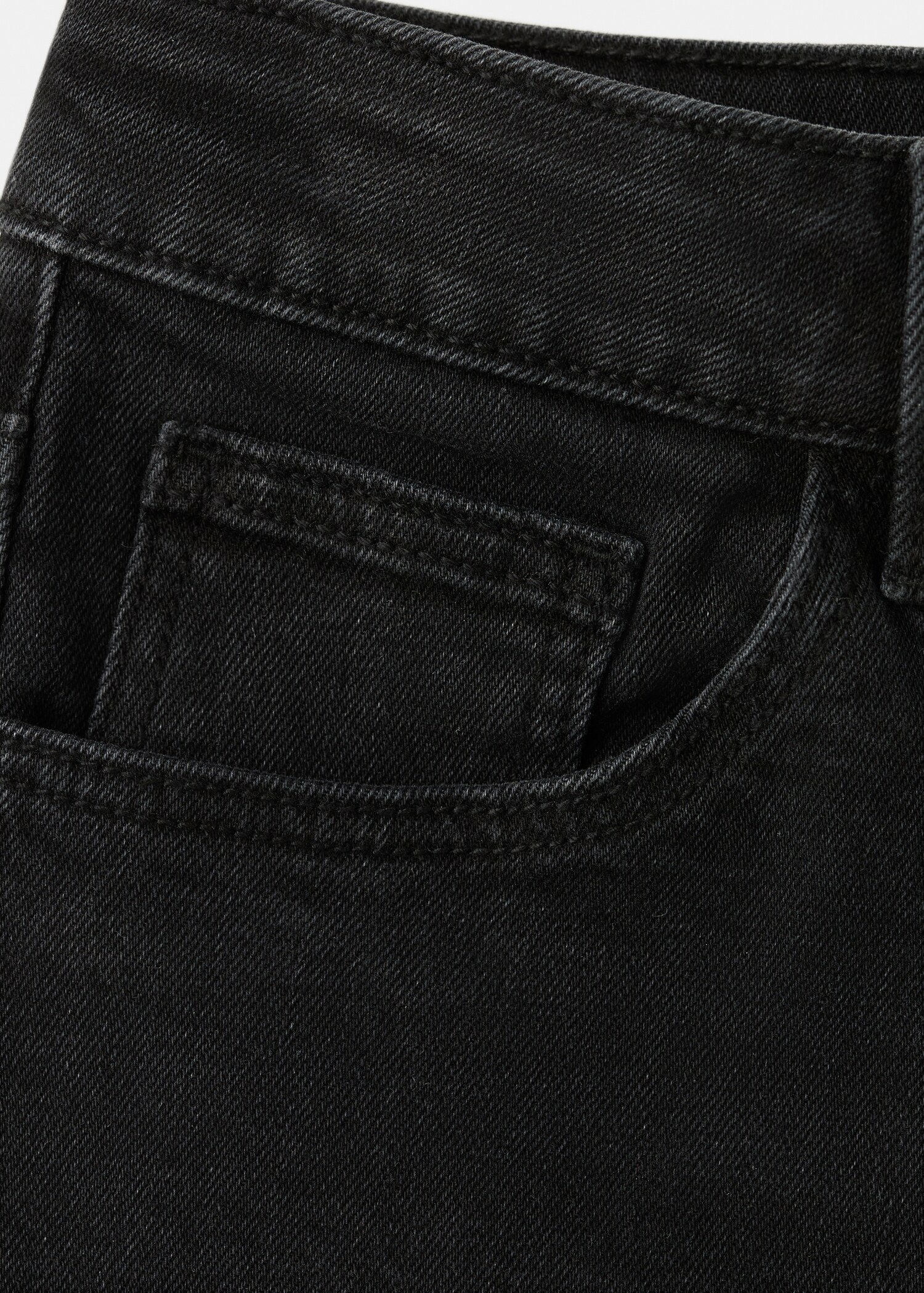 Straight-fit denim bermuda shorts - Details of the article 0