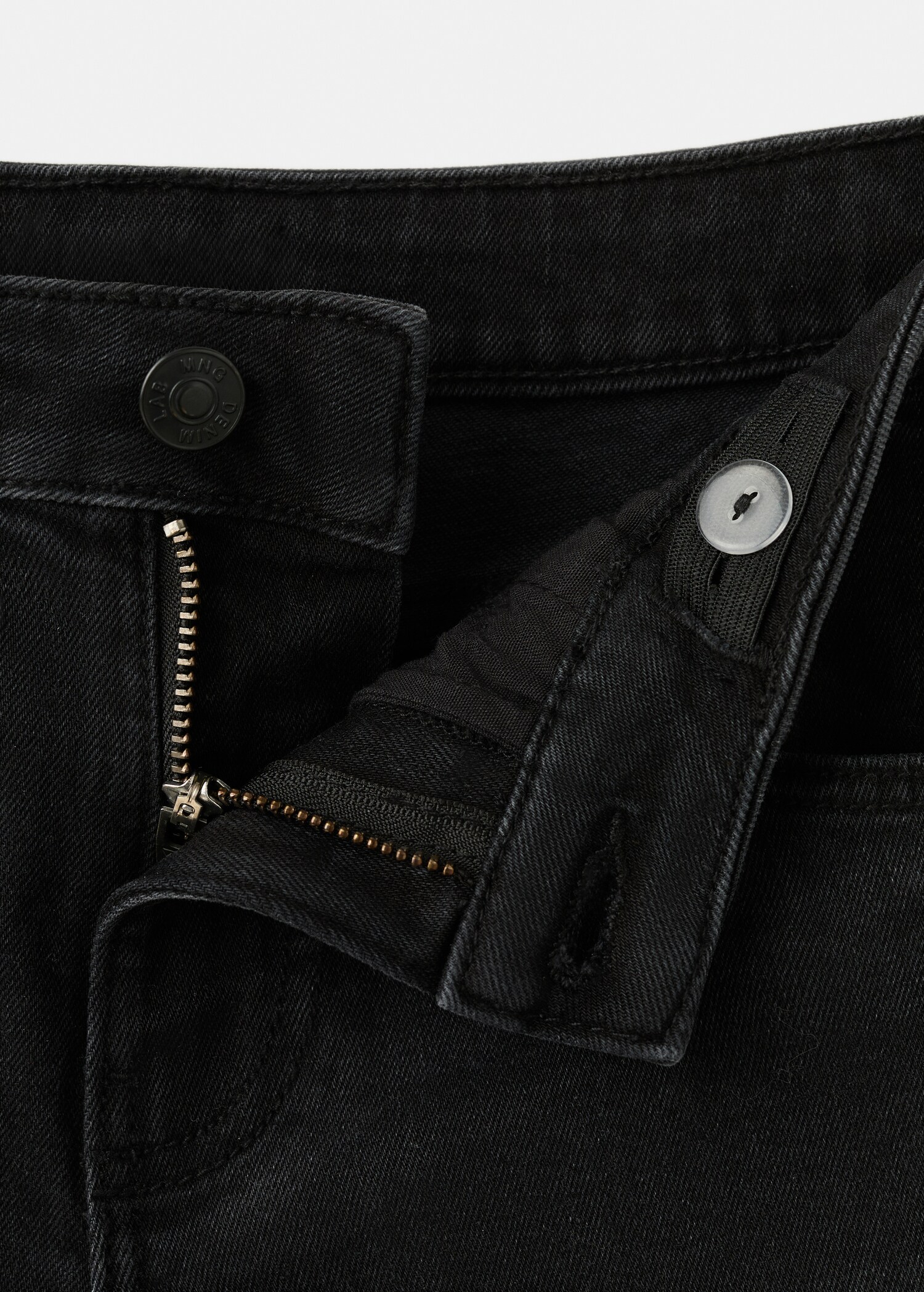 Straight-fit denim bermuda shorts - Details of the article 8