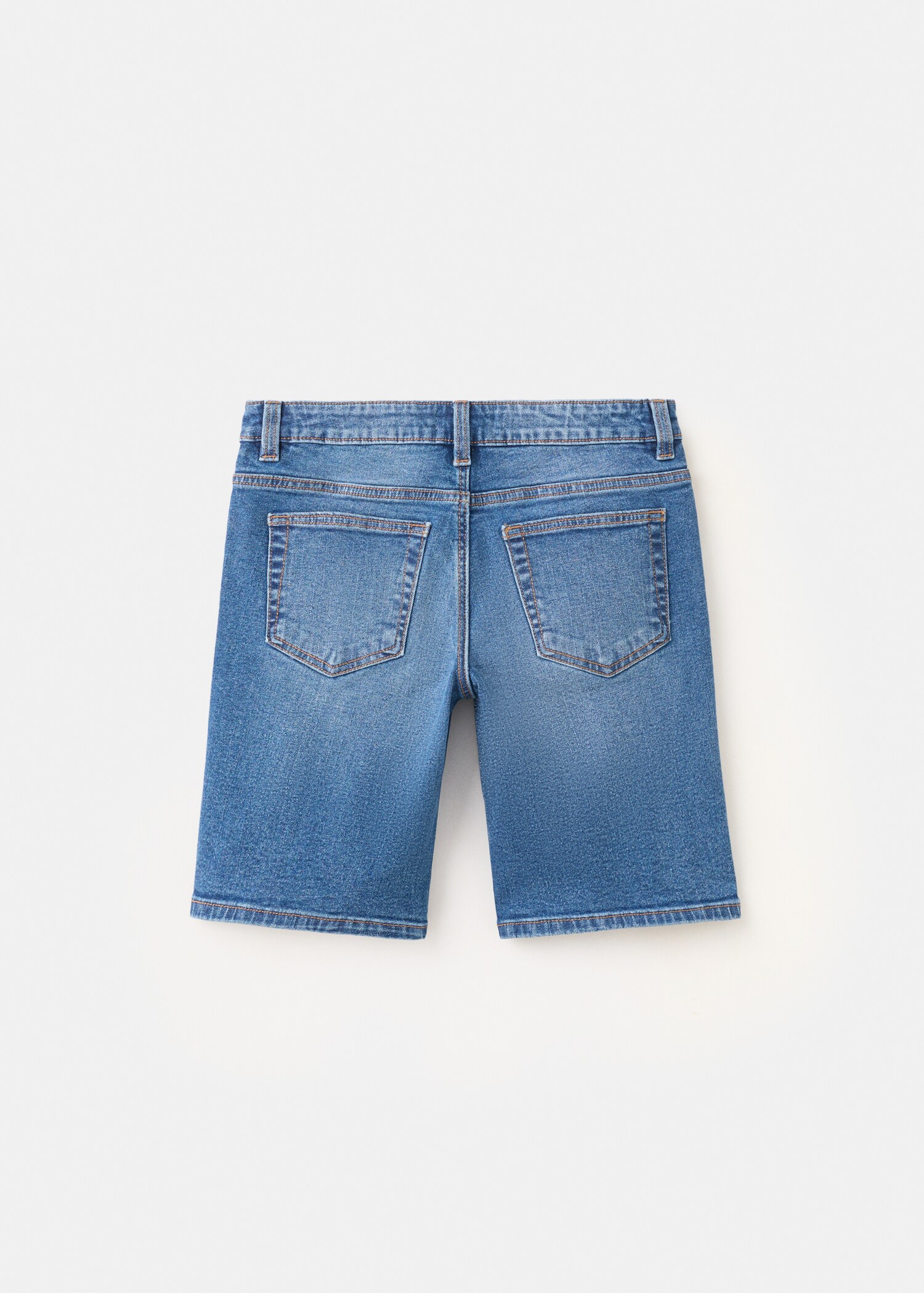 Straight-fit denim bermuda shorts - Reverse of the article