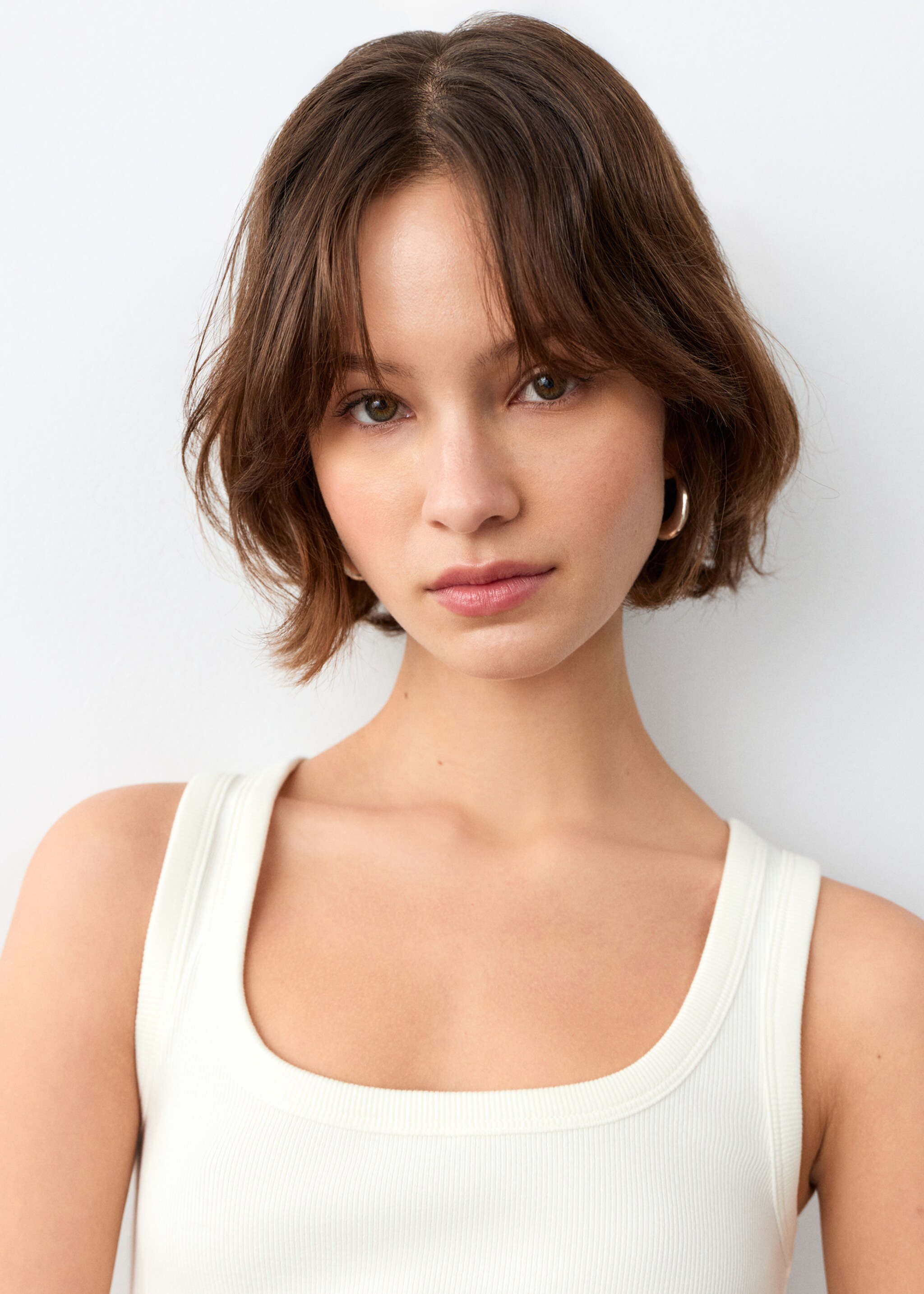 Top basique coton - Détail de l'article 1, Blanc cassé. Ref: 27076352-00.