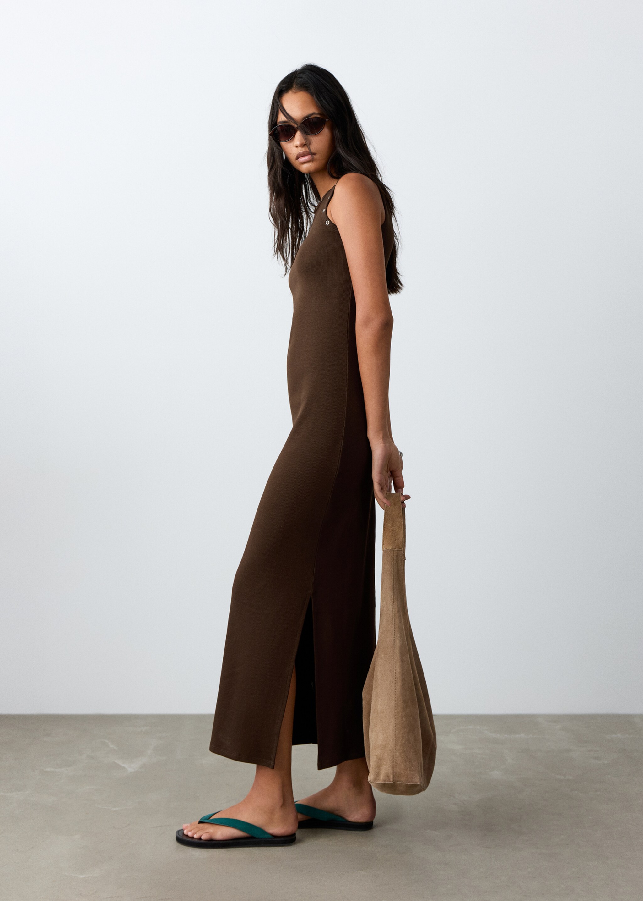 Long studded knit dress - Details of the article 1, Brown. Ref: 27076353-00.