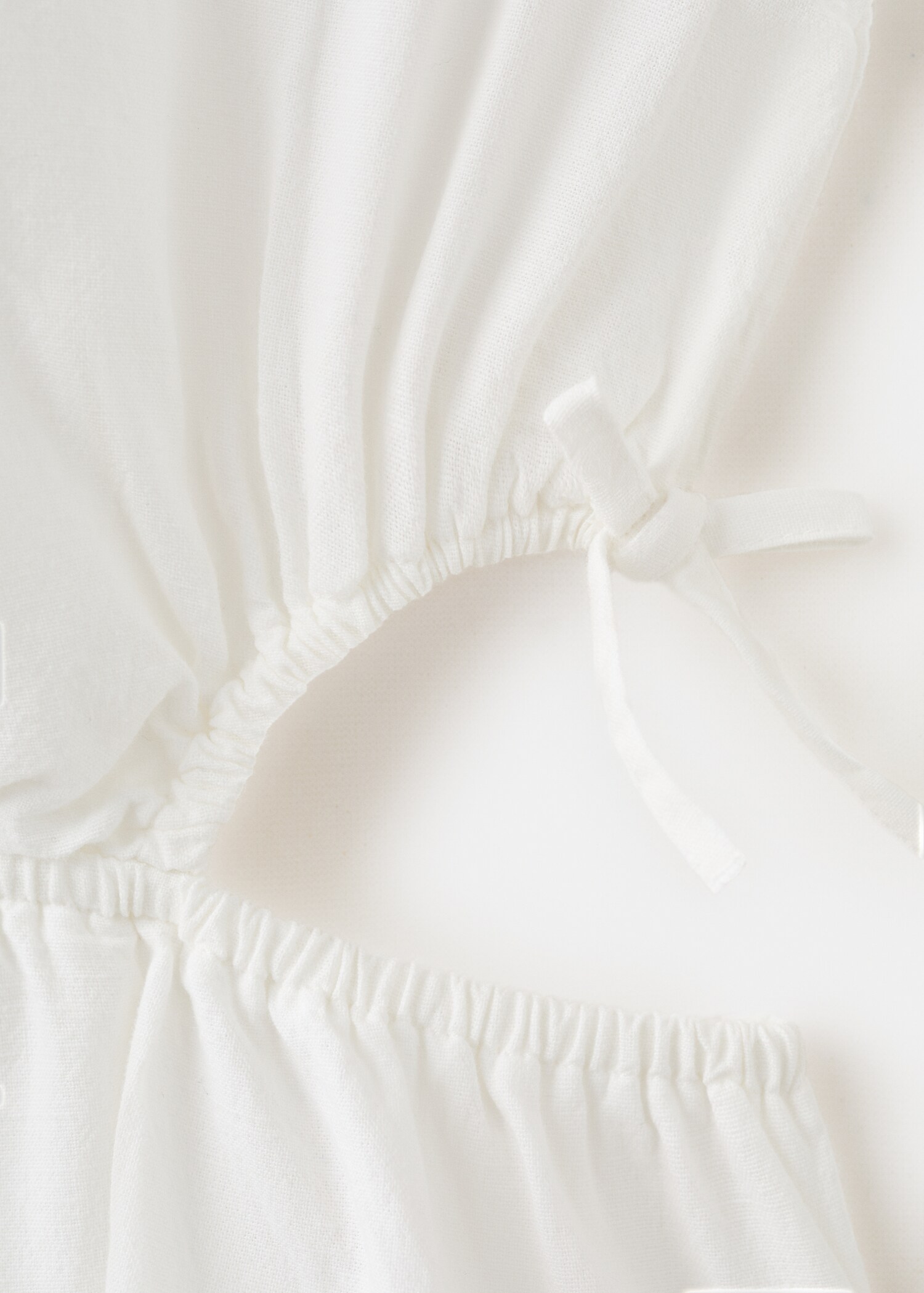 Side-slit dress - Details of the article 0