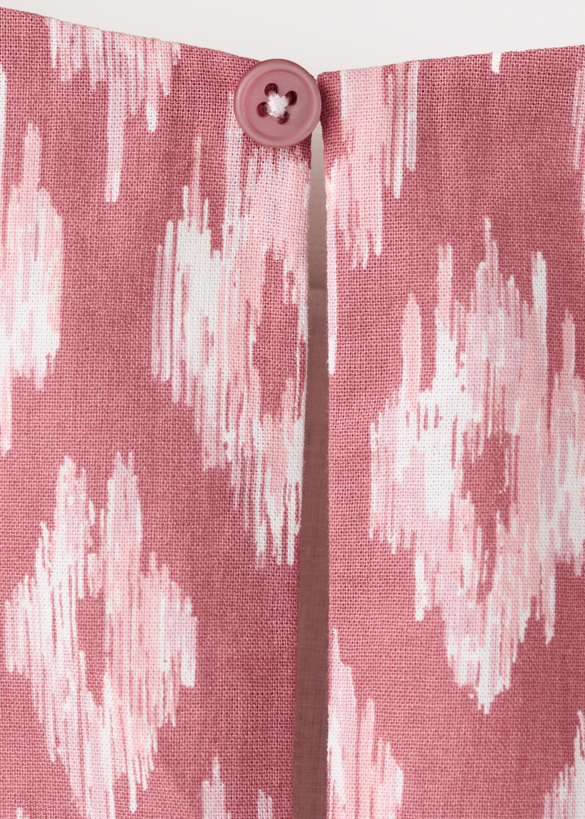 Printed cotton blouse - Details of the article 8, Strawberry. Ref: 27076736-00.