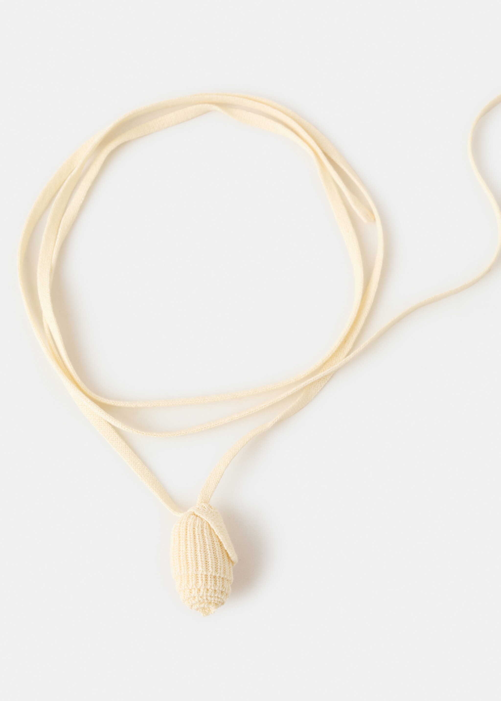 Fine-knit sweater - Details of the article 8, Pastel Yellow. Ref: 27077137-00.