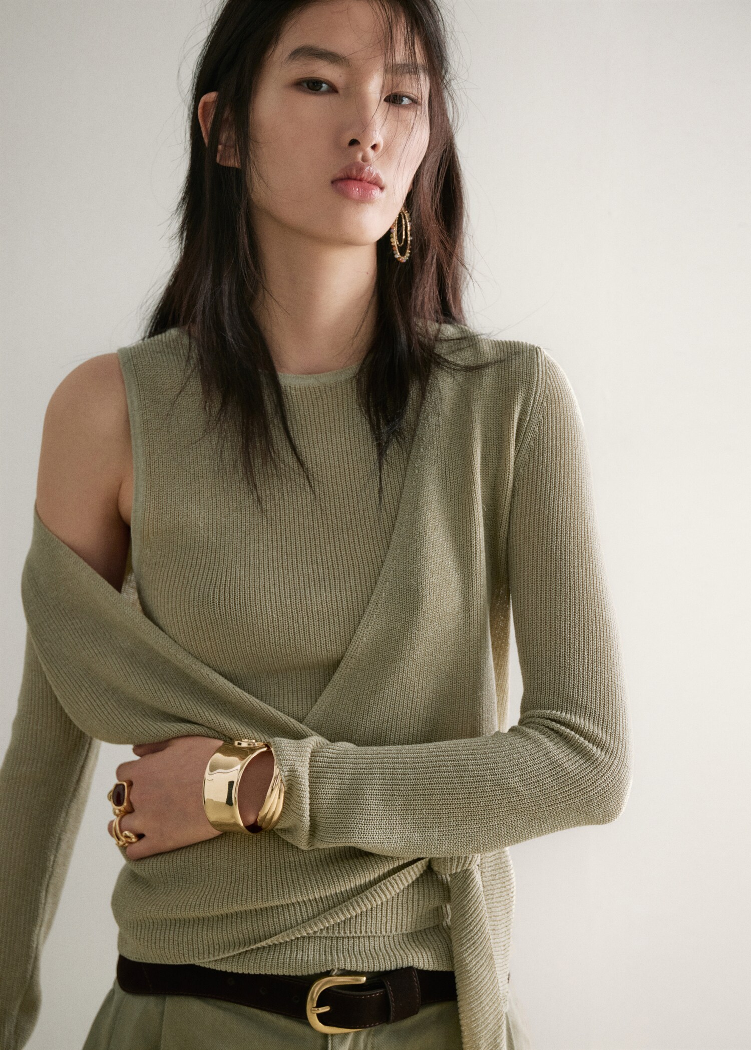 Knitted cardigan with bow - Medium plane