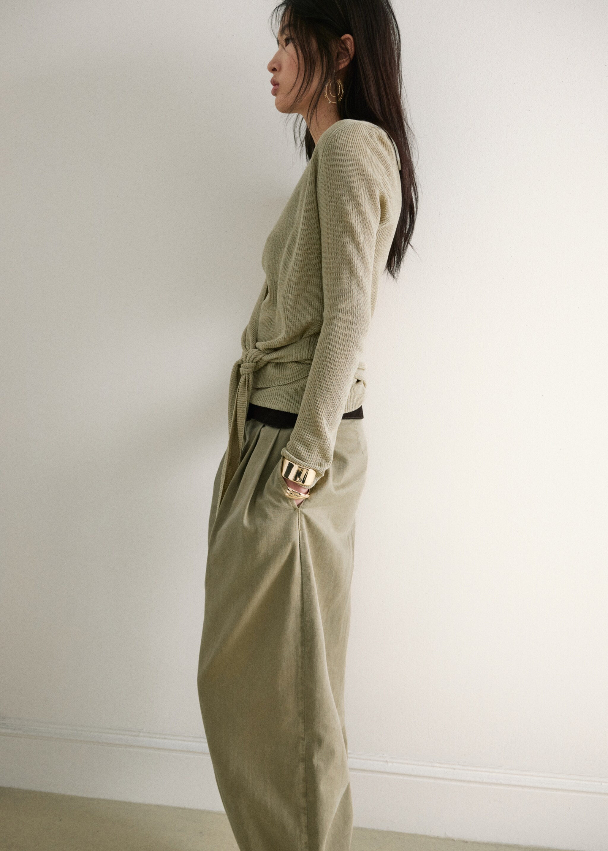 Knitted cardigan with bow - Details of the article 2, Aqua Green. Ref: 27077138-00.