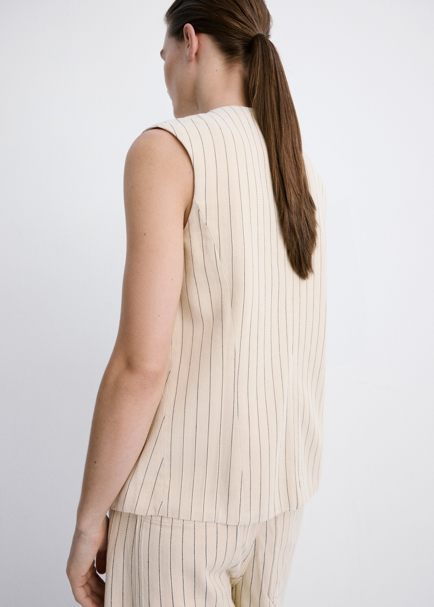 صدرية بدلة مقلمة - الجهة الخلفية للمنتج