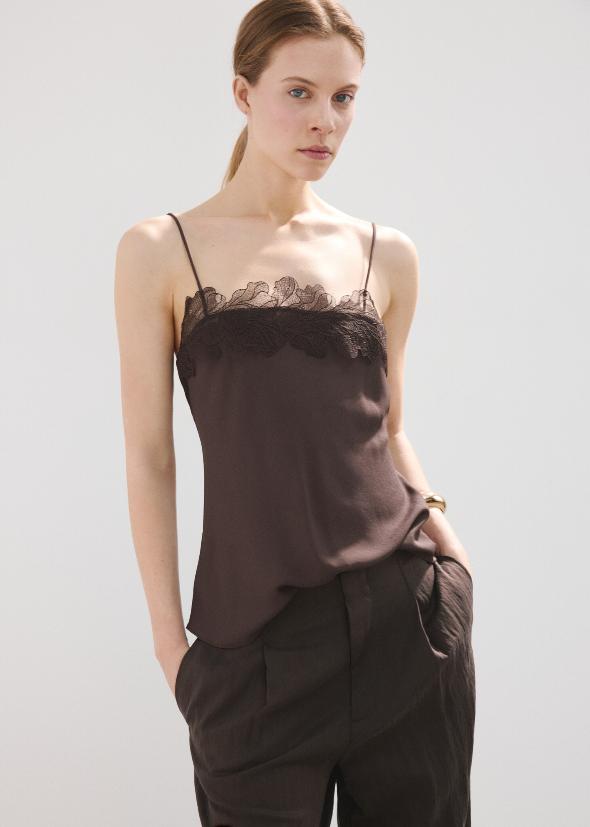 Lace trim top - Medium plane, Chocolate. Ref: 27077145-00.