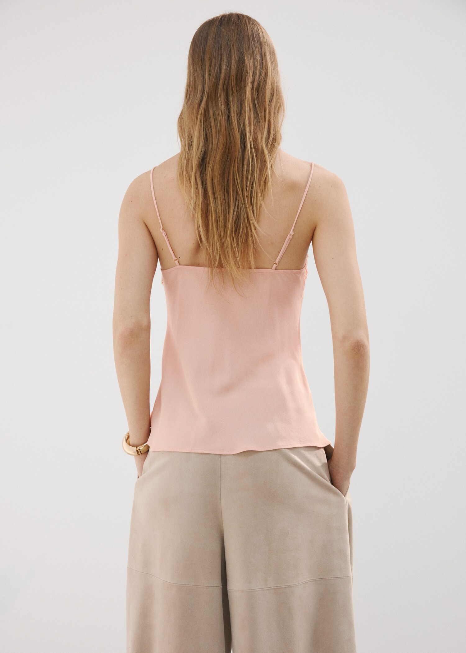 Lace trim top - Reverse of the article