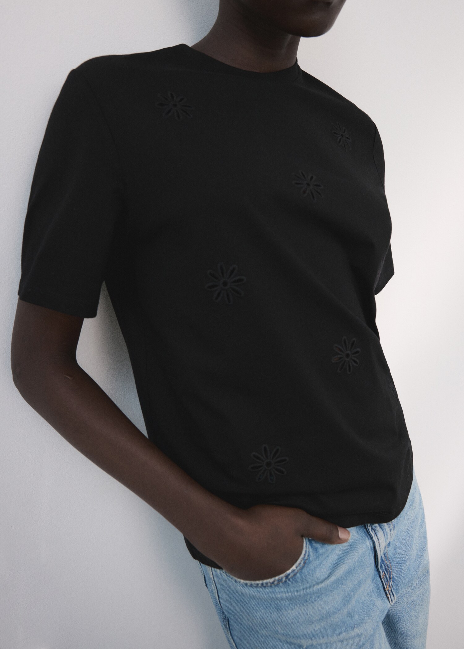 Embroidered cutwork cotton T-shirt - Medium plane