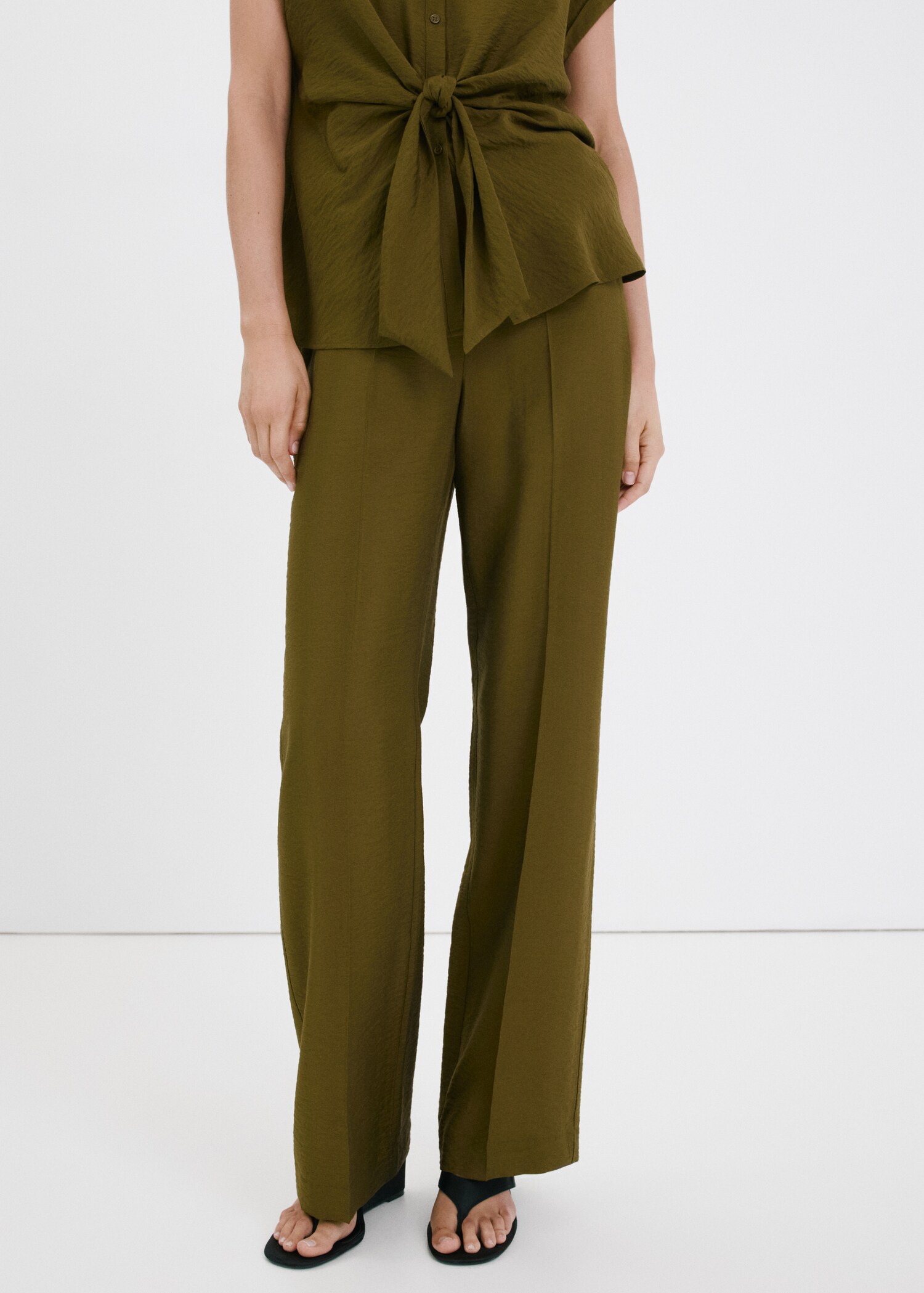 Straight mid-rise trousers - Medium plane