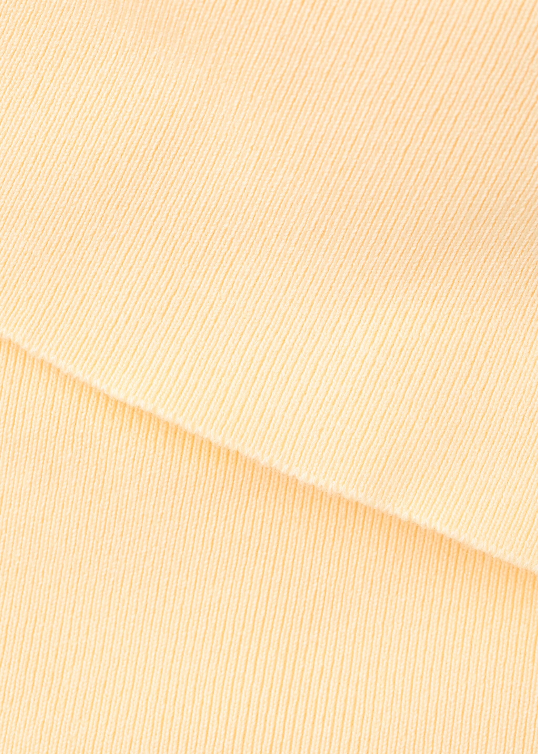 Off-shoulder top - Details of the article 8, Vanilla. Ref: 27077155-00.