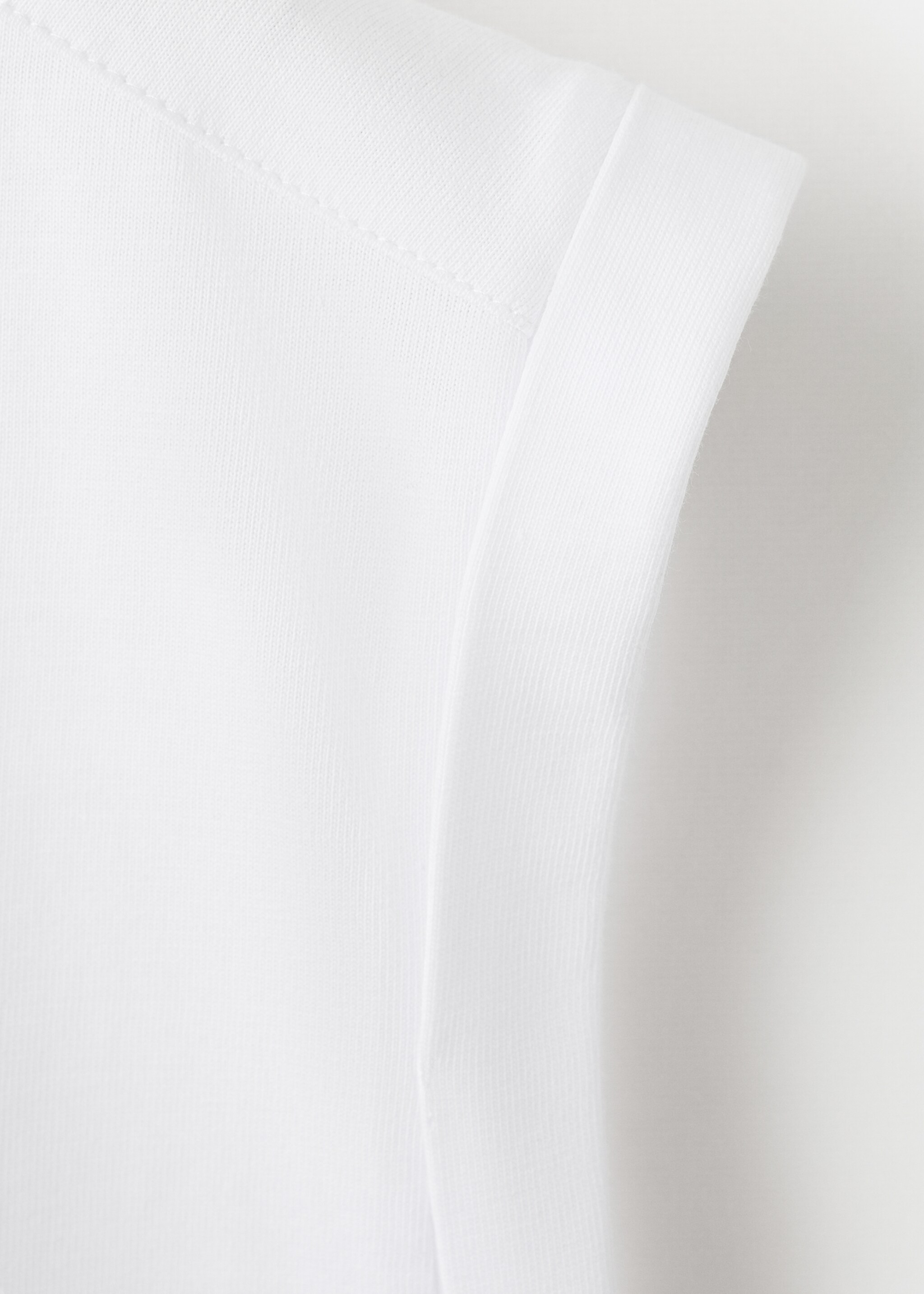Short-sleeved t-shirt with shoulder pads - Details of the article 8, White. Ref: 27077159-00.