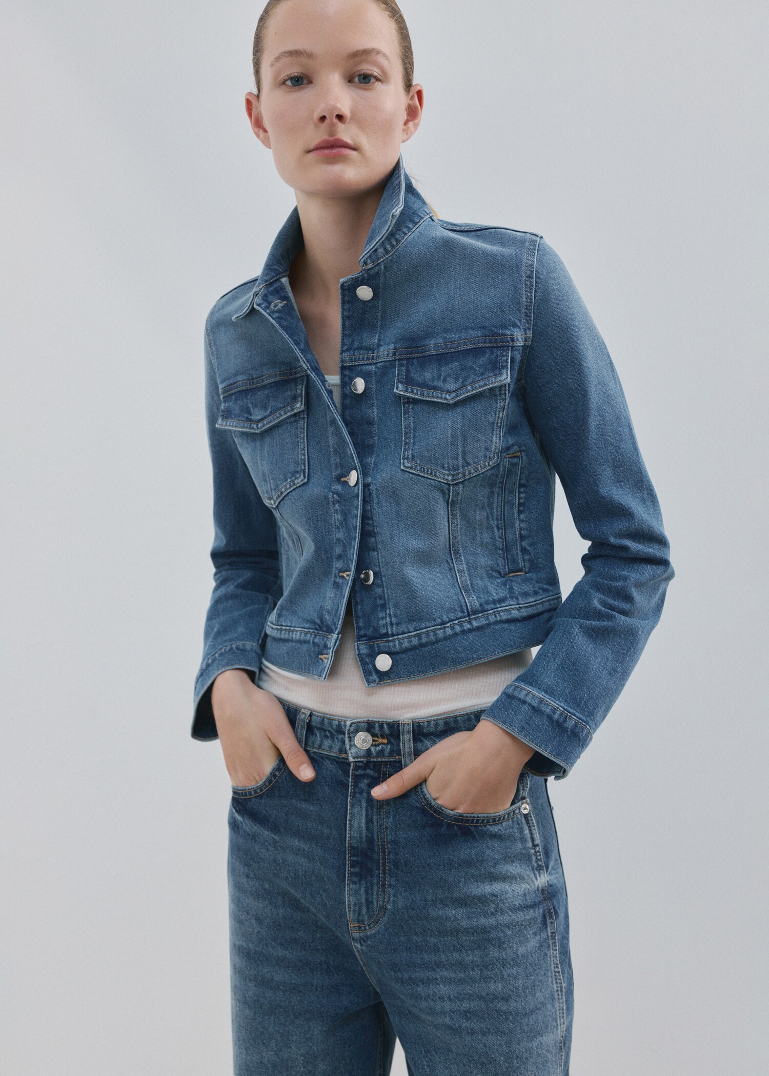 Pockets denim jacket - Details of the article 2