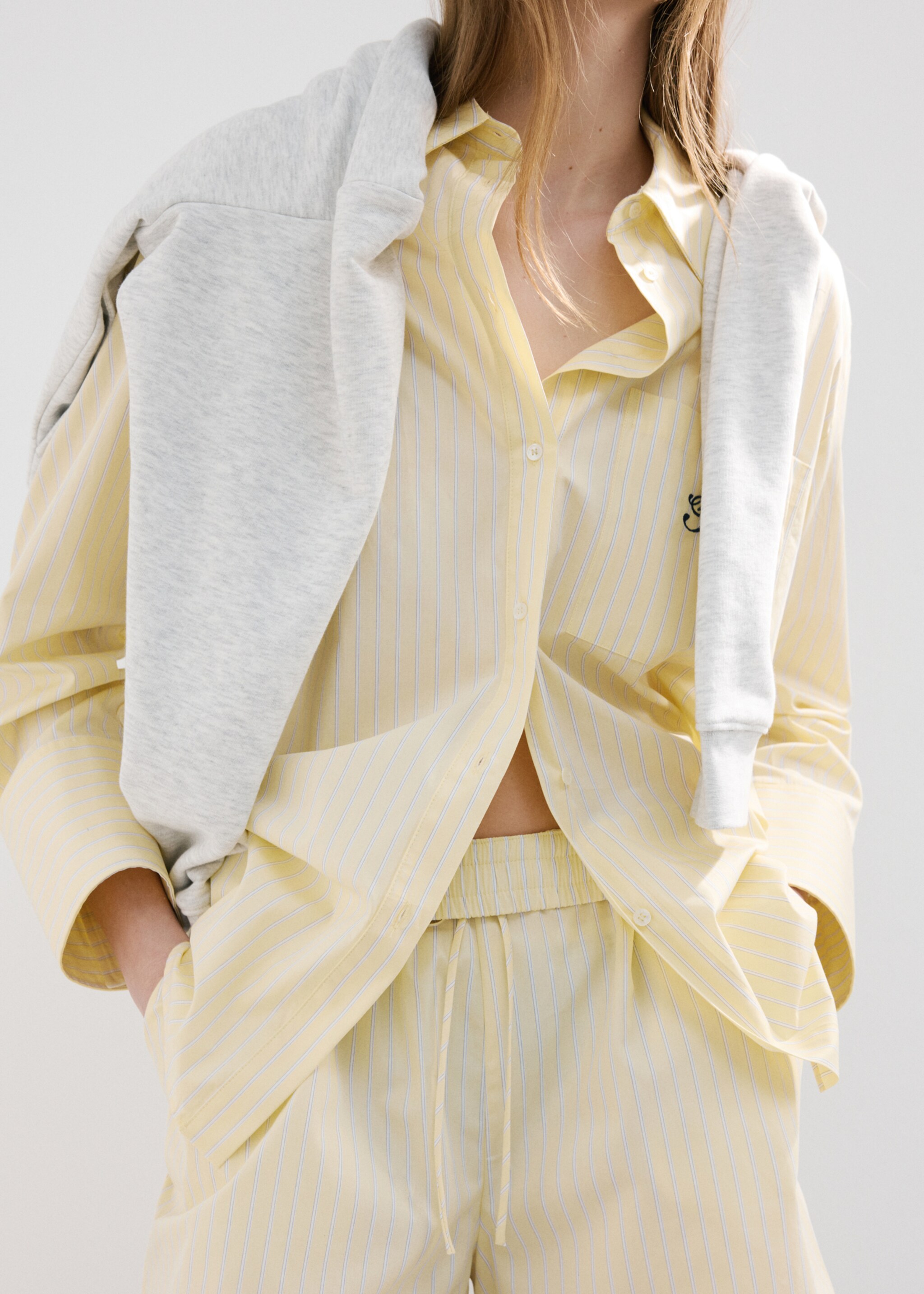 Striped poplin shorts with embroidered message - Details of the article 6, Yellow. Ref: 27077167-00.