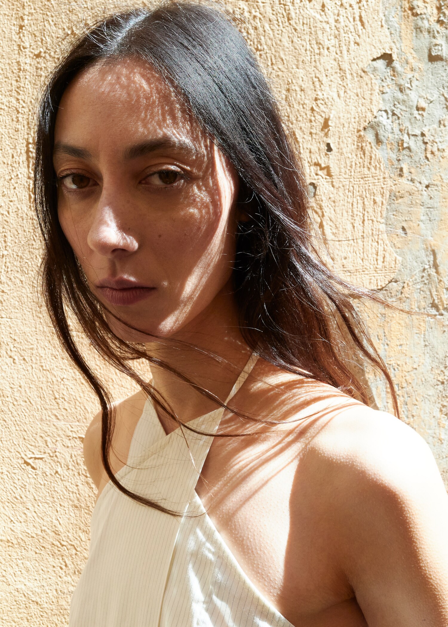 Top rayas cuello halter - Plano medio