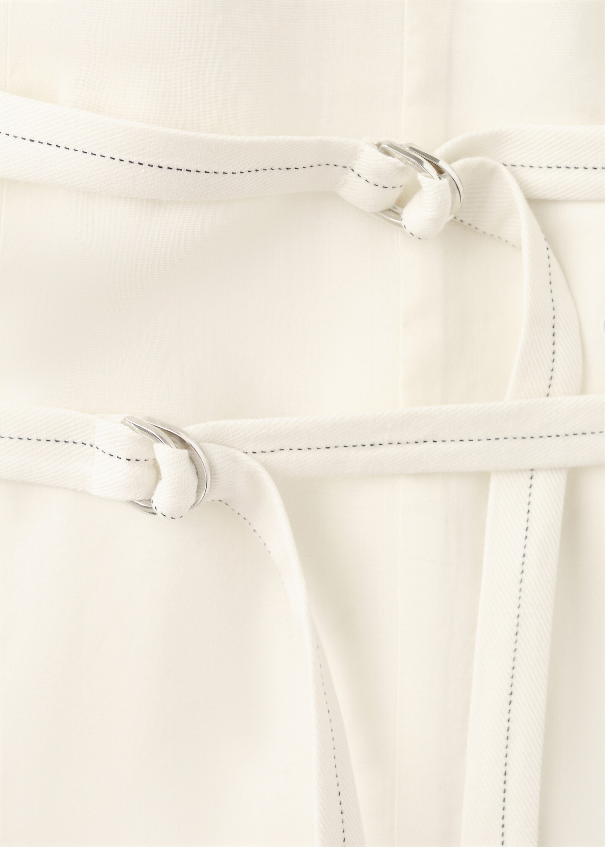 Open-back lyocell top - Details of the article 8, Ecru. Ref: 27077782-00.