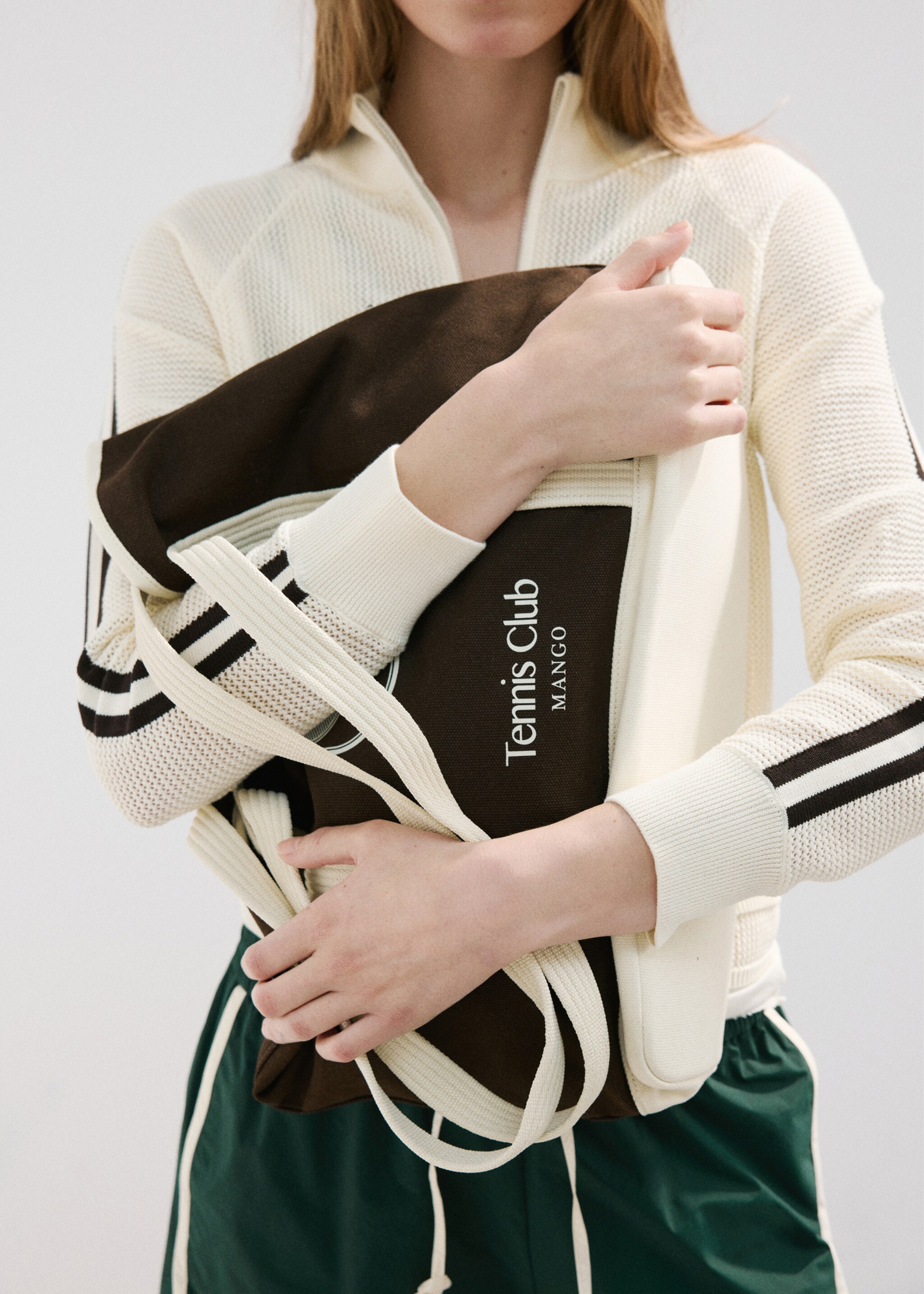 Shopper bag with embroidered message - Details of the article 9, Brown. Ref: 27077784-00.