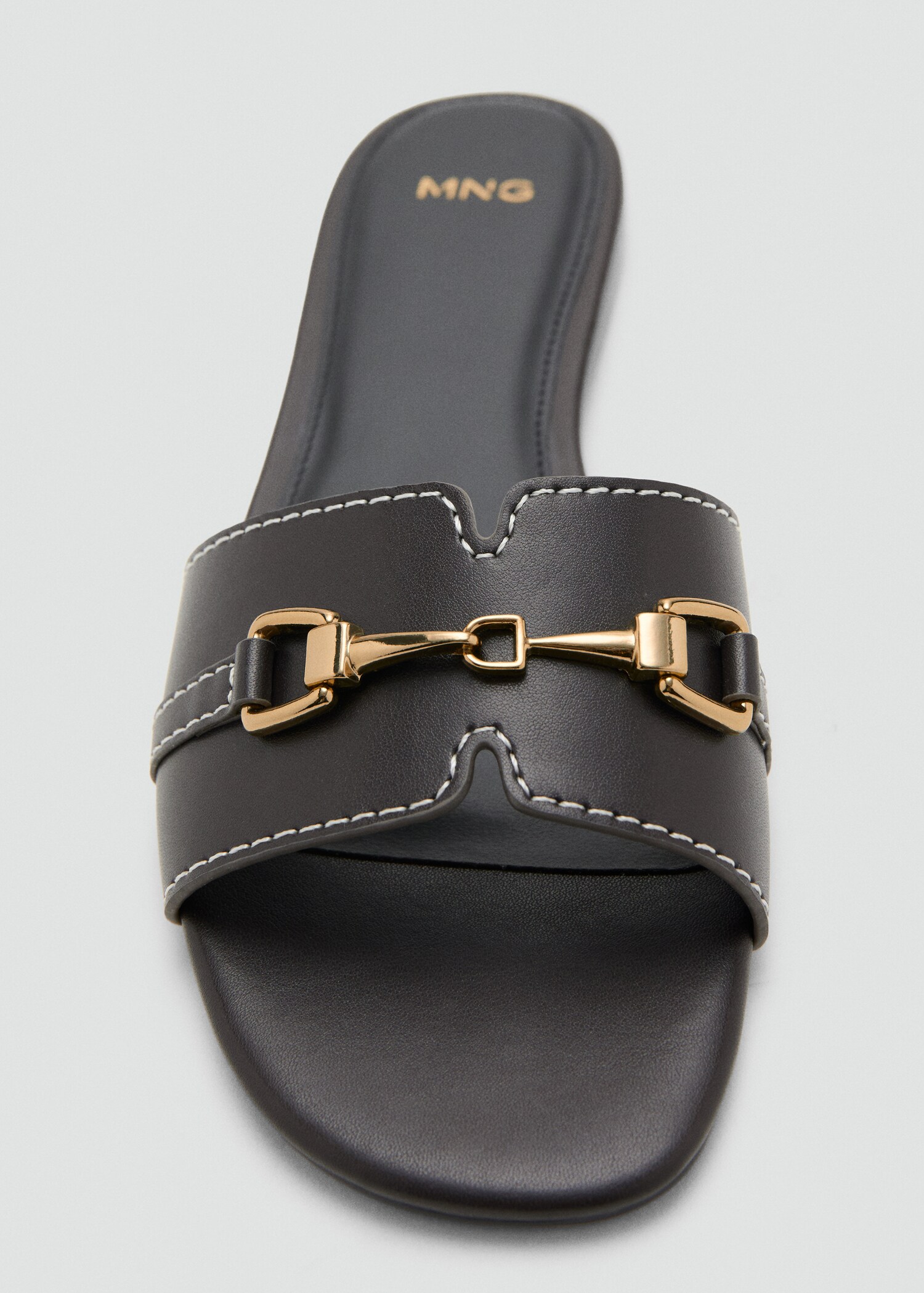Metallic detail strap sandal - Details of the article 3