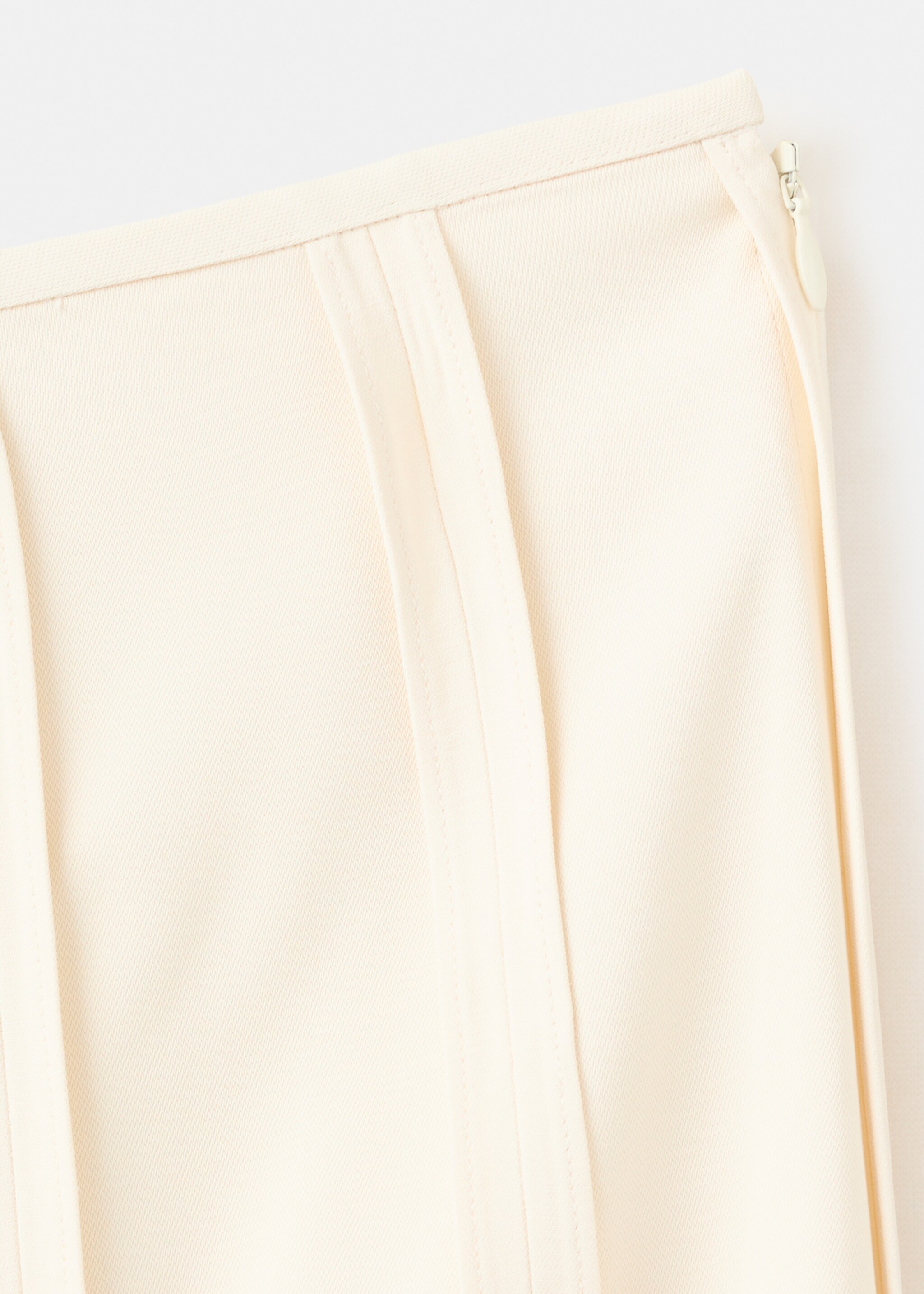 Midi skirt with pleated asymmetric hem - Details of the article 8, Sand. Ref: 27077799-00.