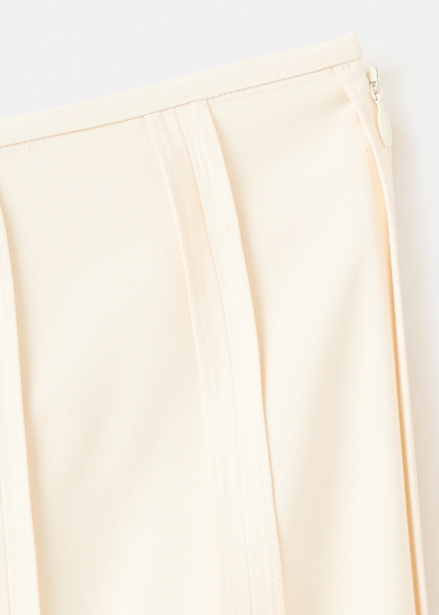 Midi skirt with pleated asymmetric hem - Details of the article 8