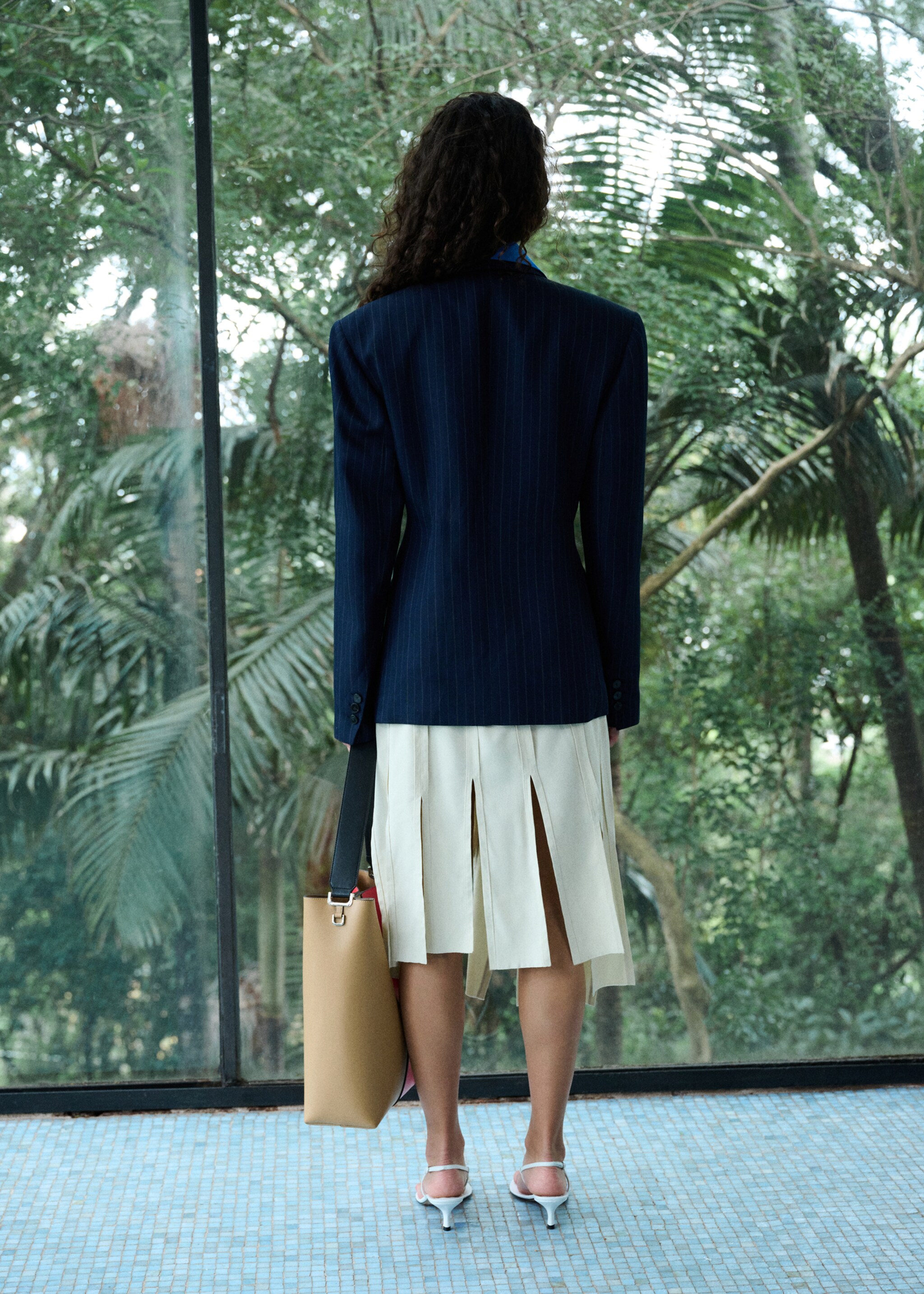 Midi skirt with pleated asymmetric hem - Reverse of the article, Sand. Ref: 27077799-00.