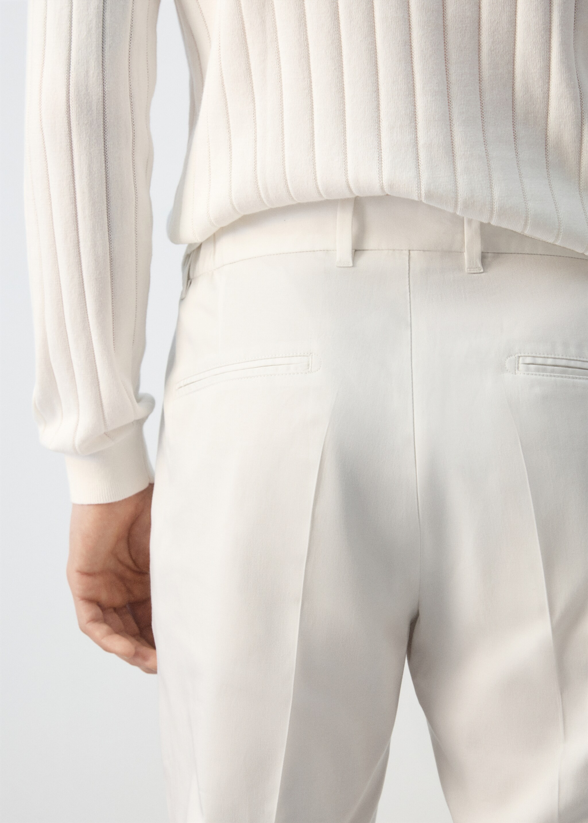 Regular-fit lyocell trousers - Details of the article 6, Off White. Ref: 27077894-00.