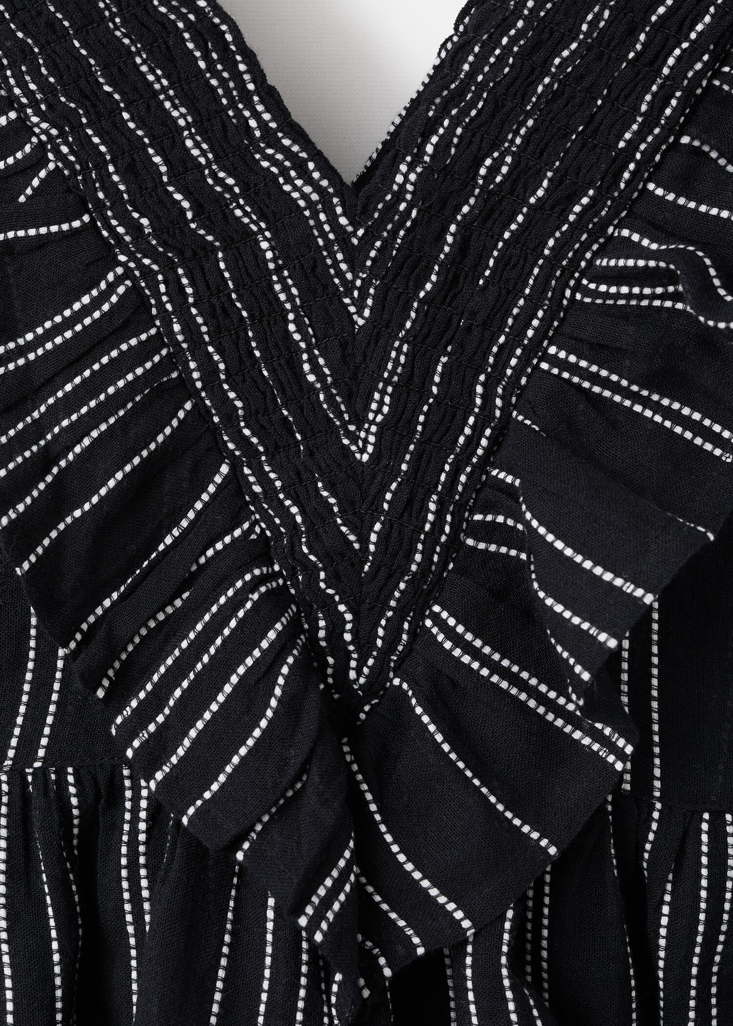 Ruffles embroidered top - Details of the article 0