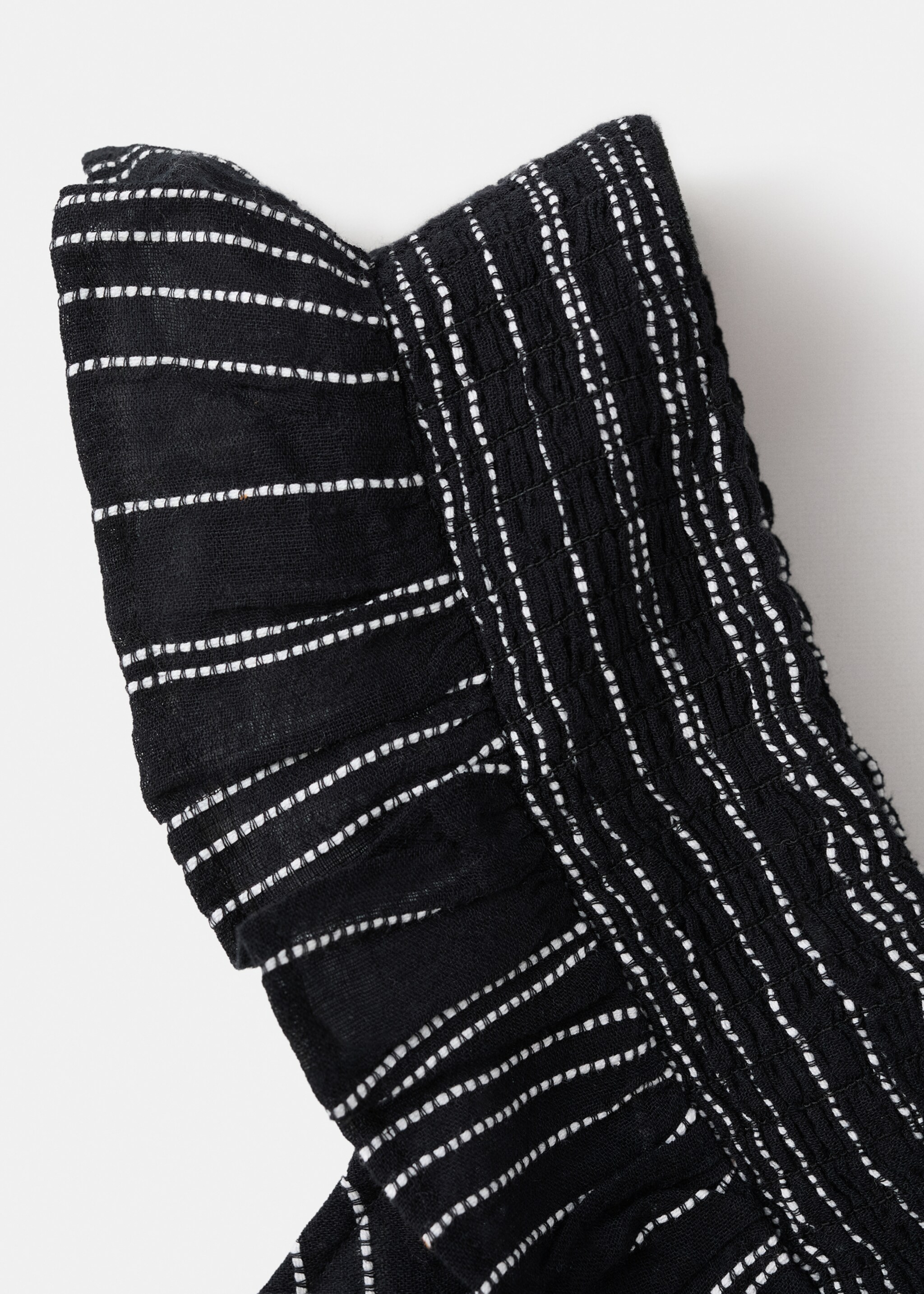 Ruffles embroidered top - Details of the article 8, Black. Ref: 27077899-00.