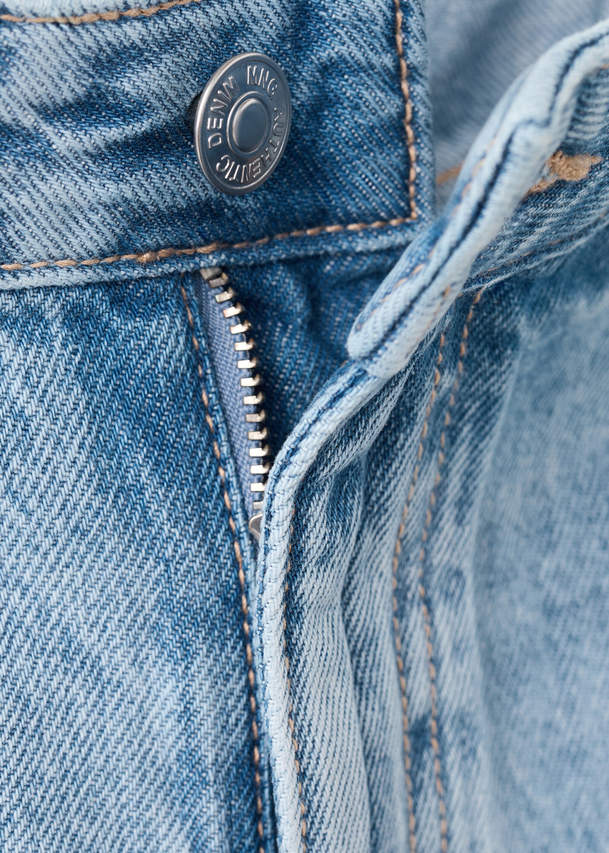 Short taille haute clouté - Détail de l'article 8, Bleu moyen. Ref: 27077903-00.