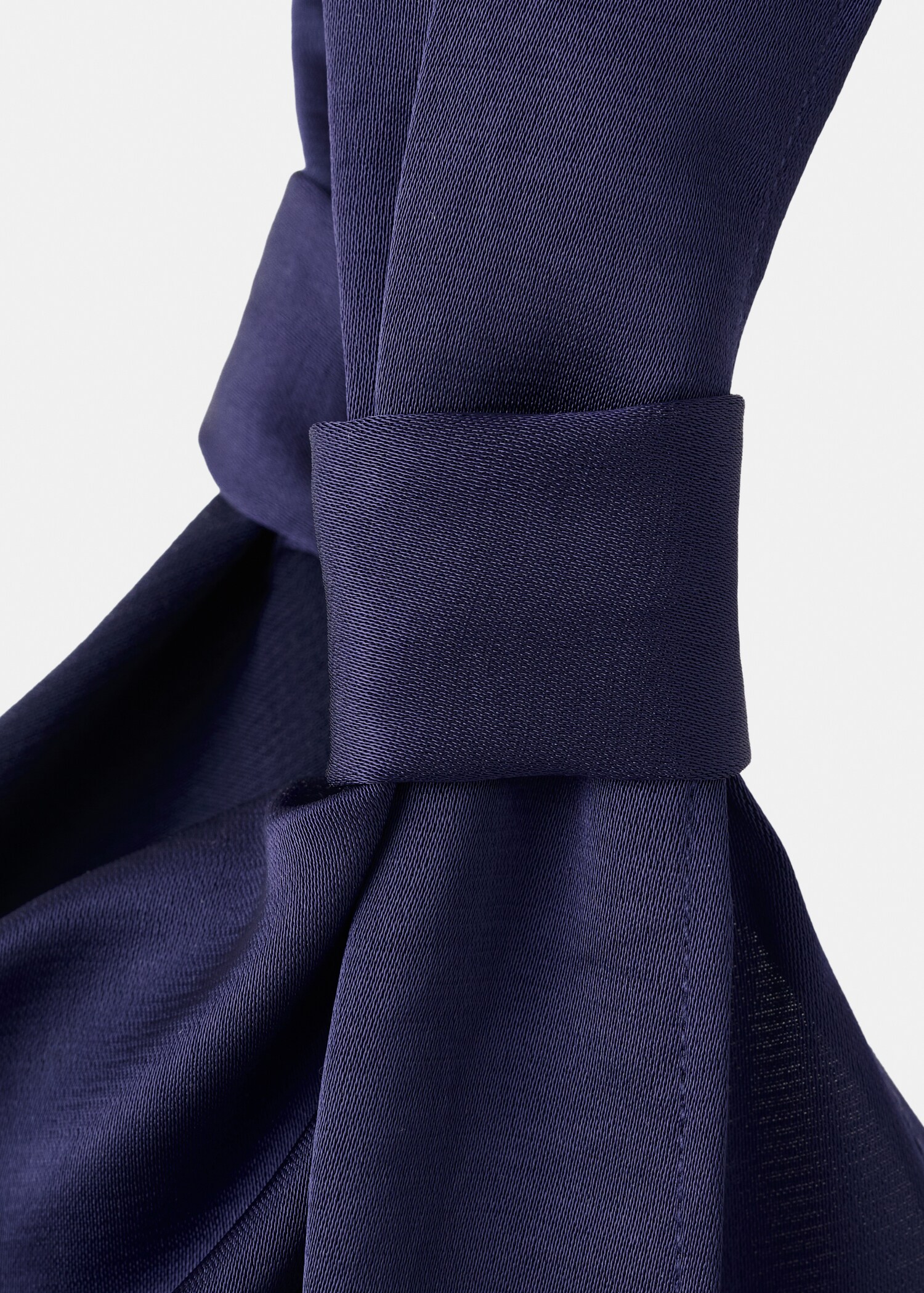 Ασύμμετρο φόρεμα με πλευρικό σούρωμα - Λεπτομέρεια του προϊόντος 0